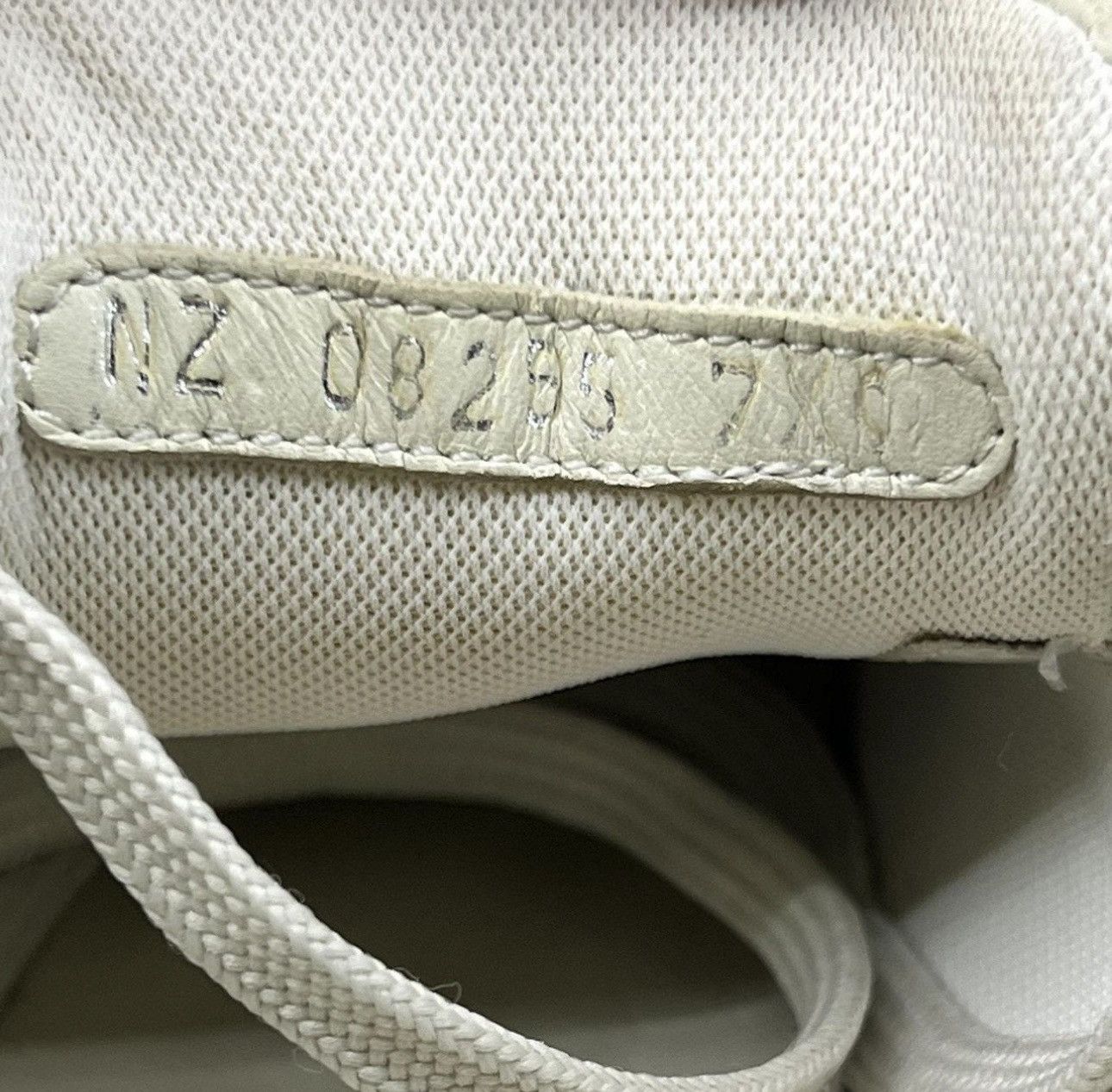 Salvatore Ferragamo Salvatore Ferragamo Senise Gancini leather women's sneakers. Size US 7.5 / IT 37.5 - 8 Thumbnail