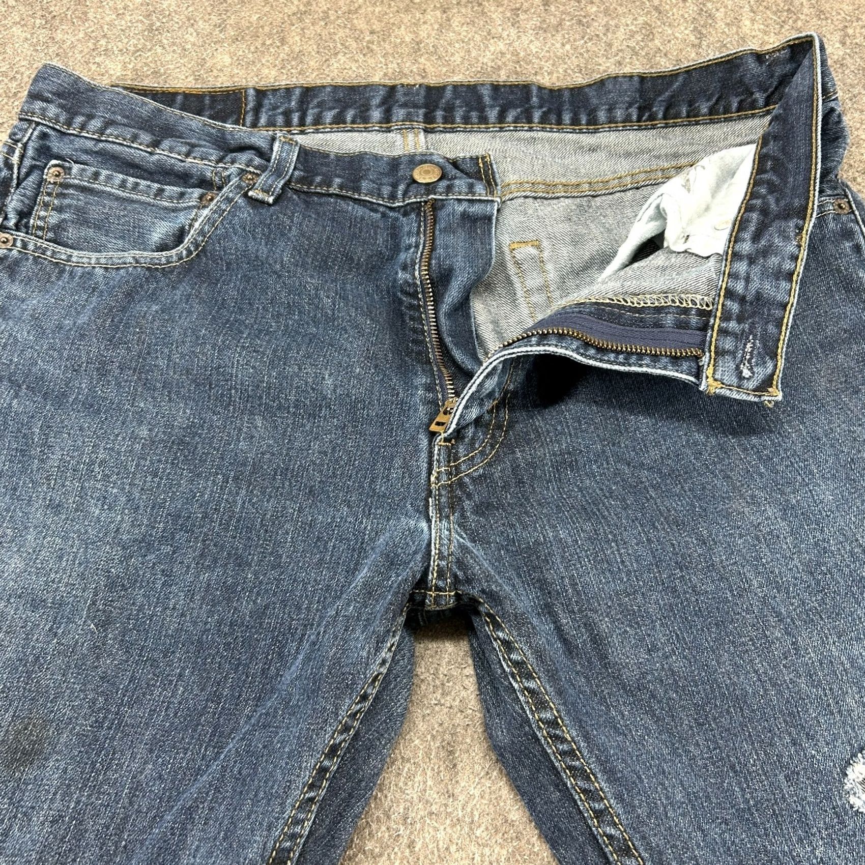 Levi's Levi's 527 Jeans Mens 36x30 Blue Bootcut Regular Fit Dark Wash Denim Distressed Cotton Jeans Cowboy Bagged Pocket Pattern Logo Belt Loops 5-Pocket Size US 36 / EU 52 - 2 Thumbnail