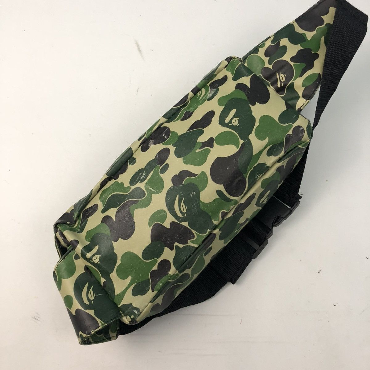 Bape ‼️YES‼️ BAPE WAIST CAMO JAPAN EXCLUSIVE A BATHING APE MAGAZINE Size ONE SIZE - 8 Thumbnail