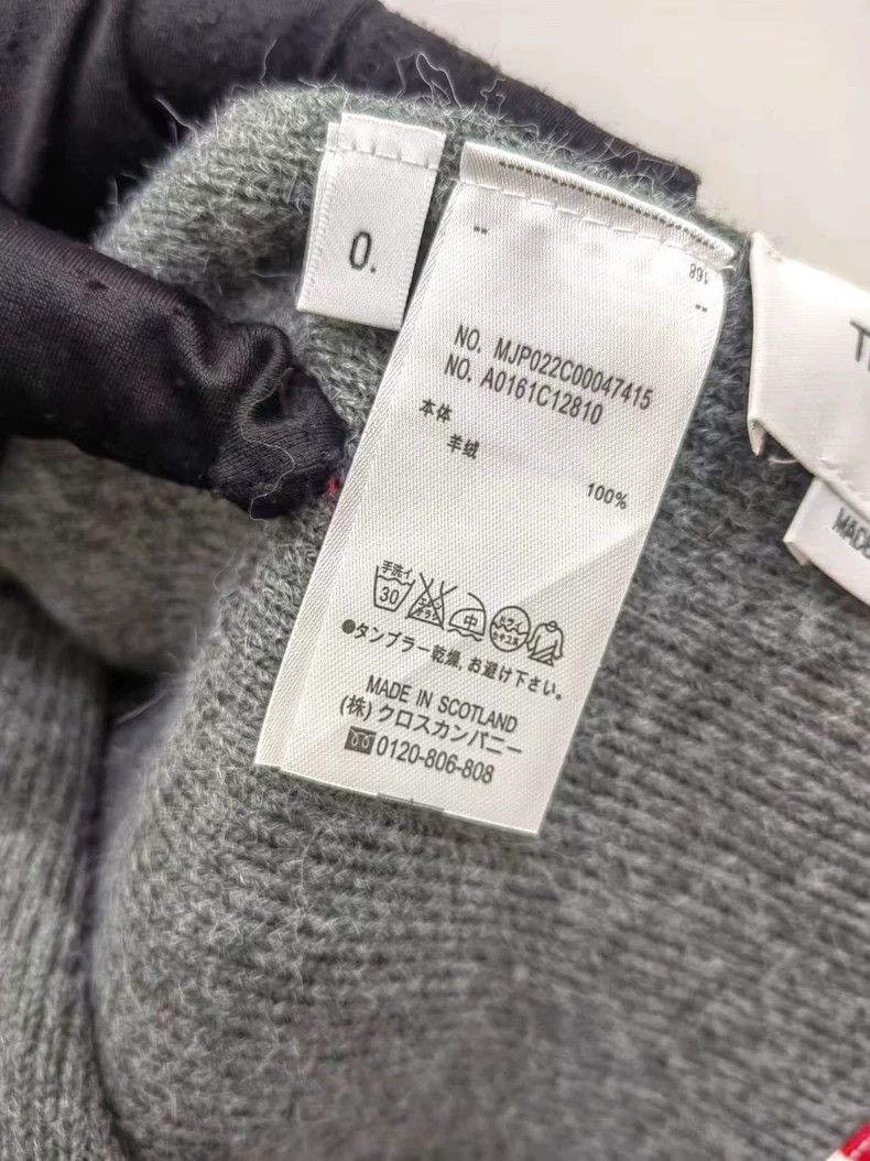 Thom Browne Thom browne Gray four-striped cashmere scarf 2504-Nextarrow Size ONE SIZE - 6 Thumbnail