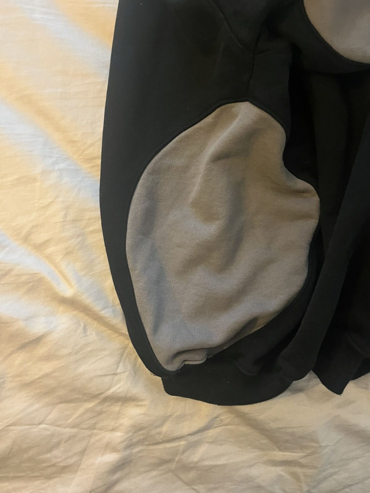 Other Dekoi Studios Ellipse Cropped Hoodie (Black) Size US L / EU 52-54 / 3 - 8 Thumbnail