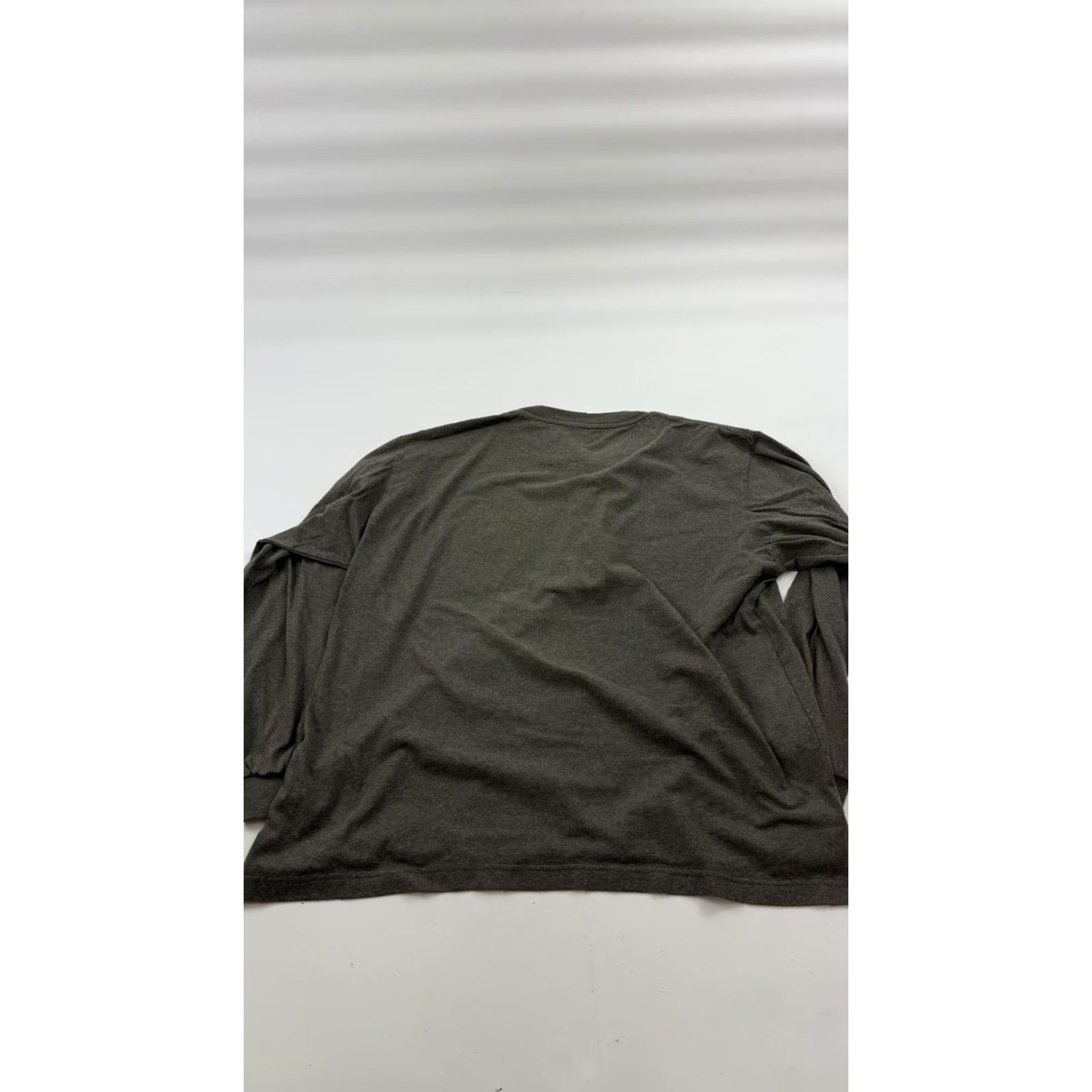 Walls Walls Work Wear Shirt Mens XL Gray Long Sleeve Henley Pocket Pullover Utility Size US XL / EU 56 / 4 - 6 Thumbnail