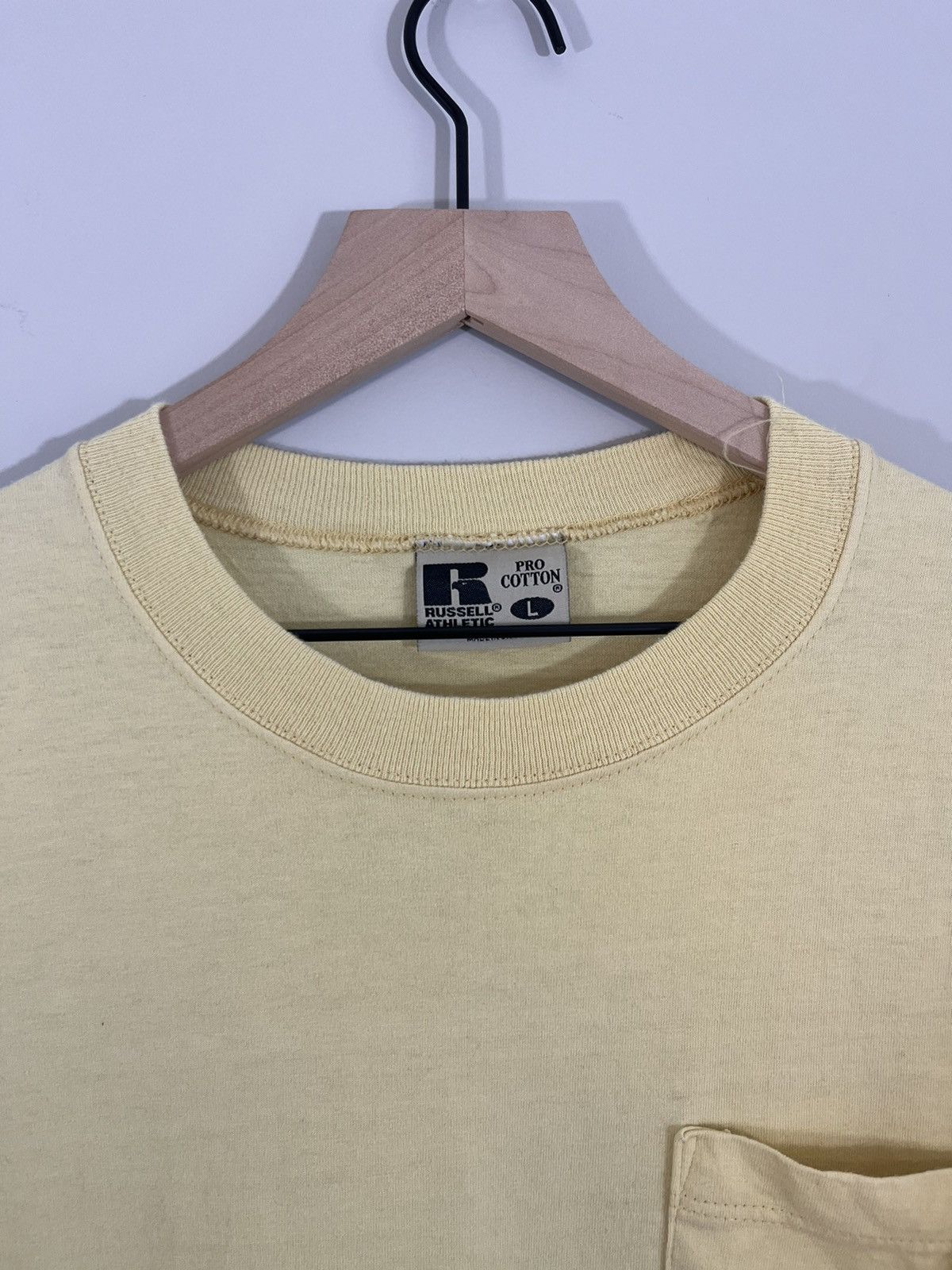 Russell Athletic × Vintage Basic Blank Faded Pocket Tee Size US L / EU 52-54 / 3 - 3 Thumbnail