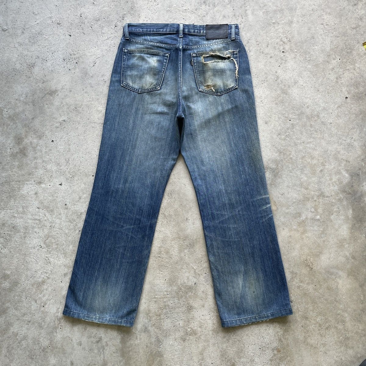 Japanese Brand Vintage Japanese Rusty Wash Distressed Faded Jeans Pants W32 Size US 32 / EU 48 - 11 Thumbnail