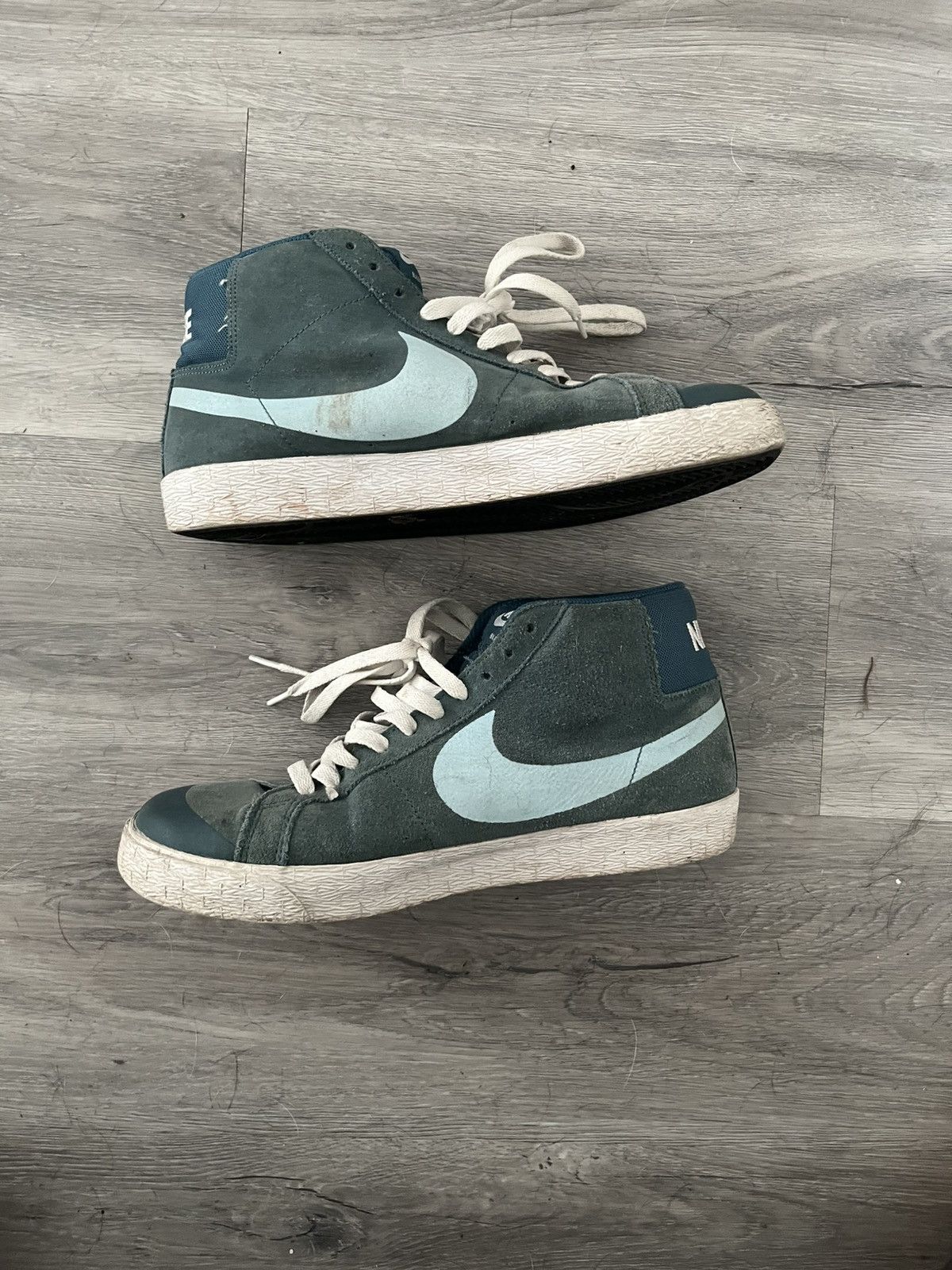Nike SB Nike SB Blazers Mid Size US 10.5 / EU 43-44 - 2 Thumbnail