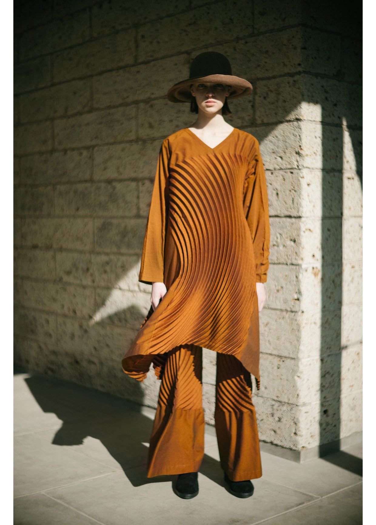 Issey Miyake AW2021 Issey Miyake Cliff Pleats Tunic Dress Size M / US 6-8 / IT 42-44 - 7 Thumbnail