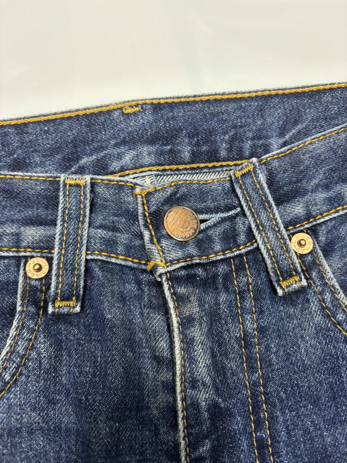 Levi's Vintage Clothing 🔥VINTAGE LEVIS 508 DISTRESSED DENIM JEANS Size US 29 - 11 Thumbnail
