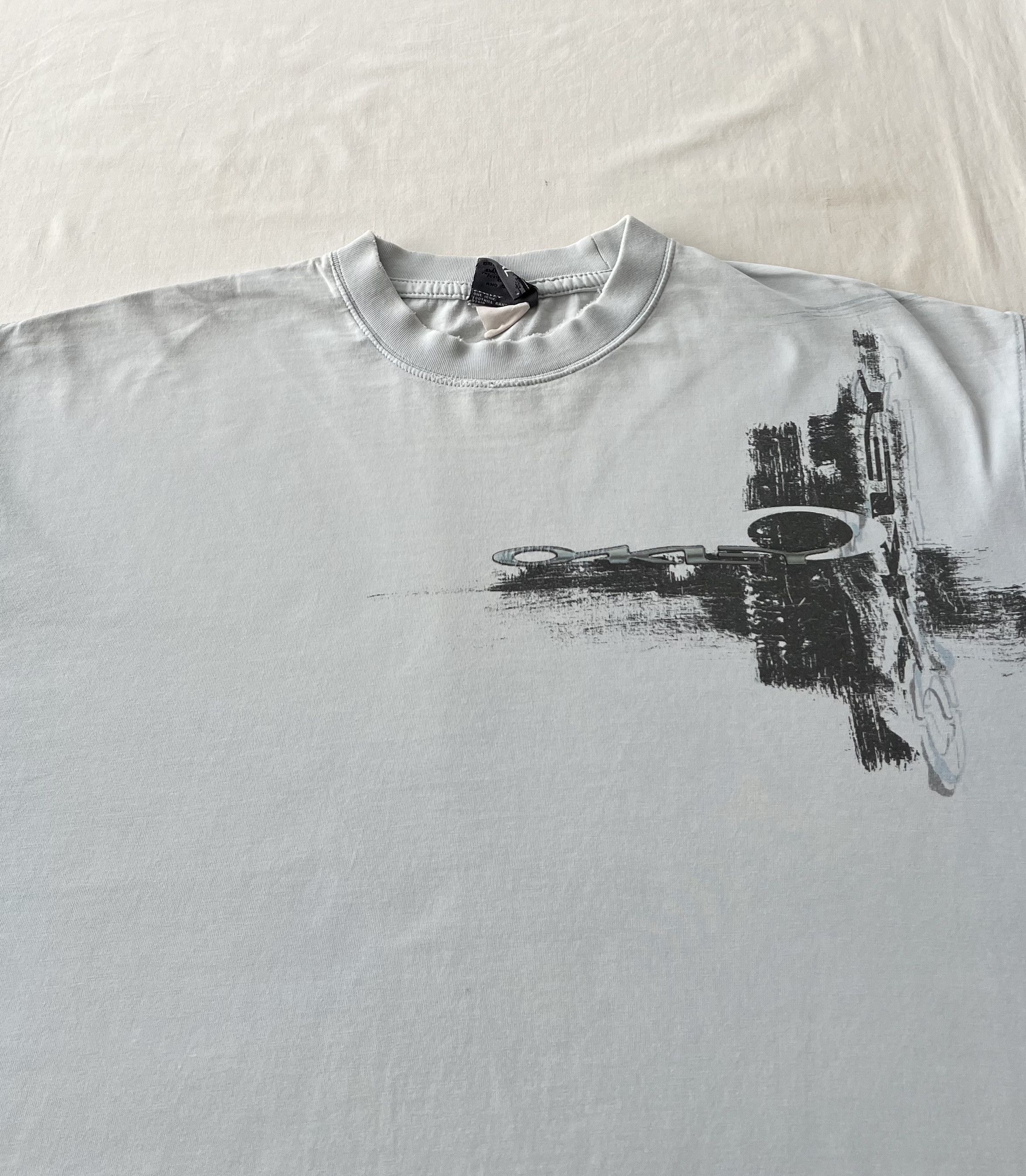 Oakley Vintage 90s Oakley Y2k Light Blue T-shirt Size US XL / EU 56 / 4 - 3 Thumbnail