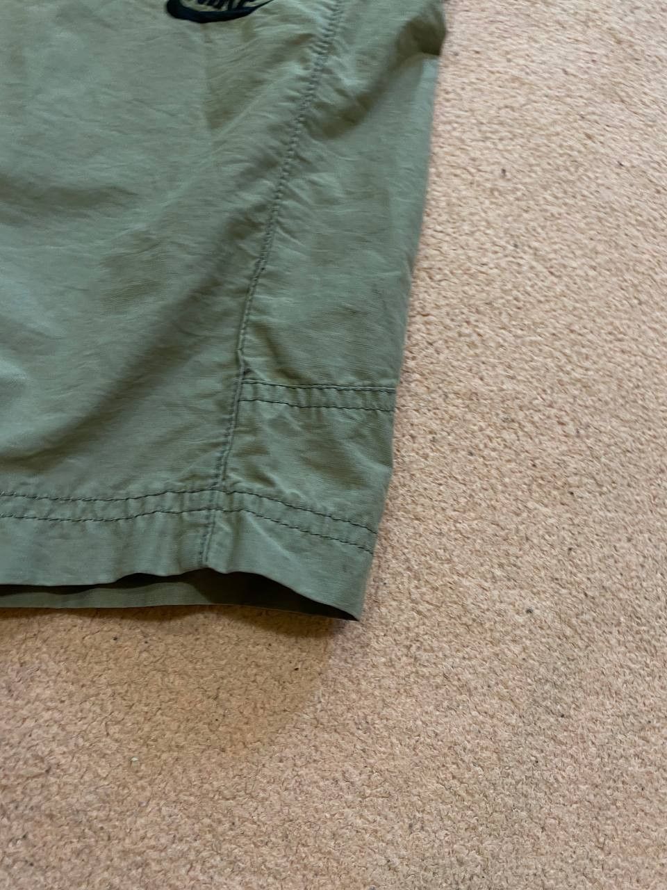 Nike Y2K logo shorts Nike Vintage Size US 32 / EU 48 - 9 Thumbnail