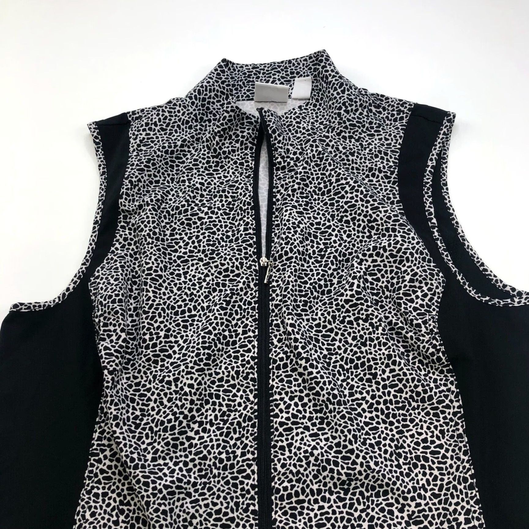 Vintage VINTAGE Weekends By Chico's 2 MINT Black Womens Full Zip Cheetah All Over Print Vest Size XS / US 0-2 / IT 36-38 - 7 Thumbnail