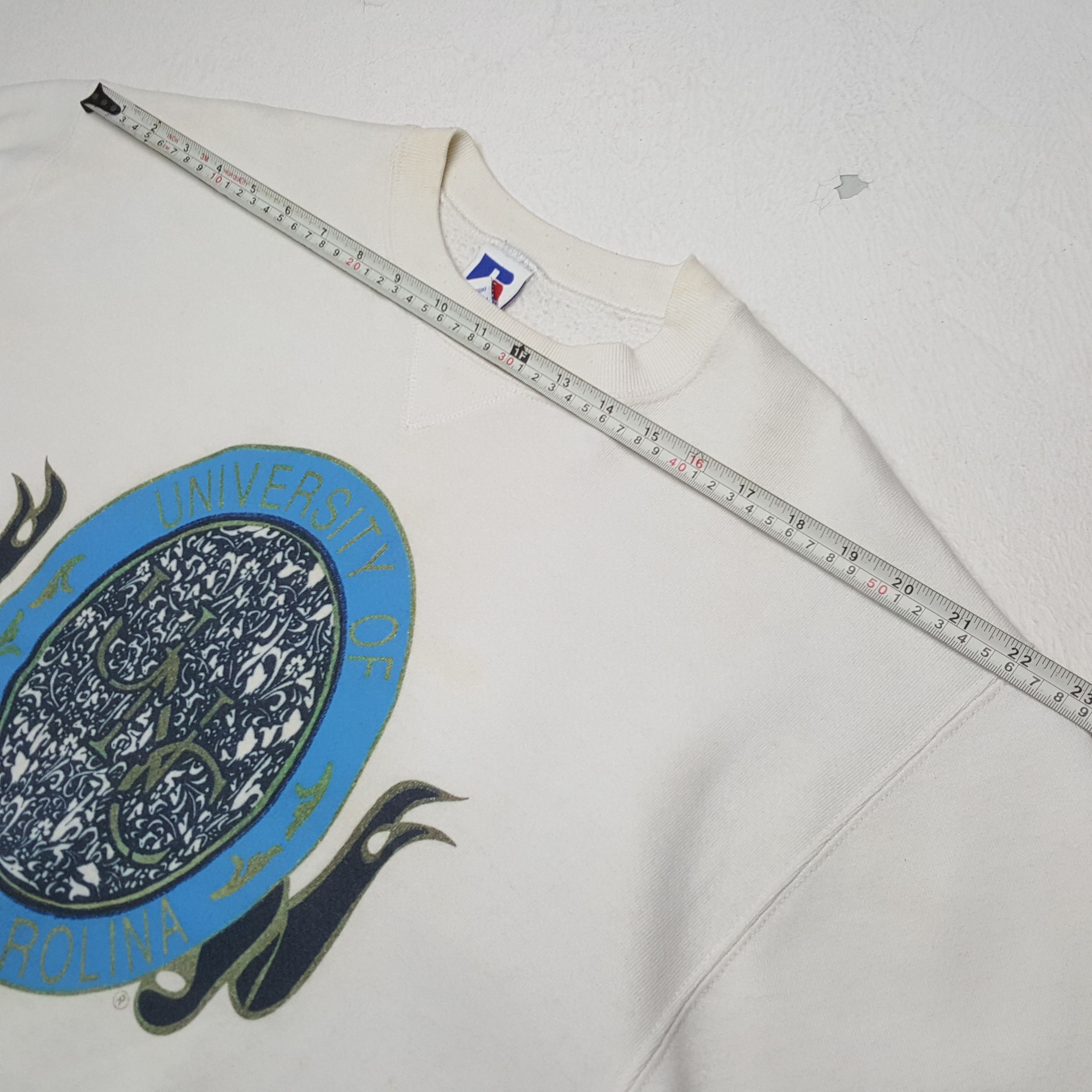 Carolina Herrera × Vintage Vintage 90's UNIVERSITY OF NORTH CAROLINA Promo Sweatshirt Size US L / EU 52-54 / 3 - 4 Thumbnail