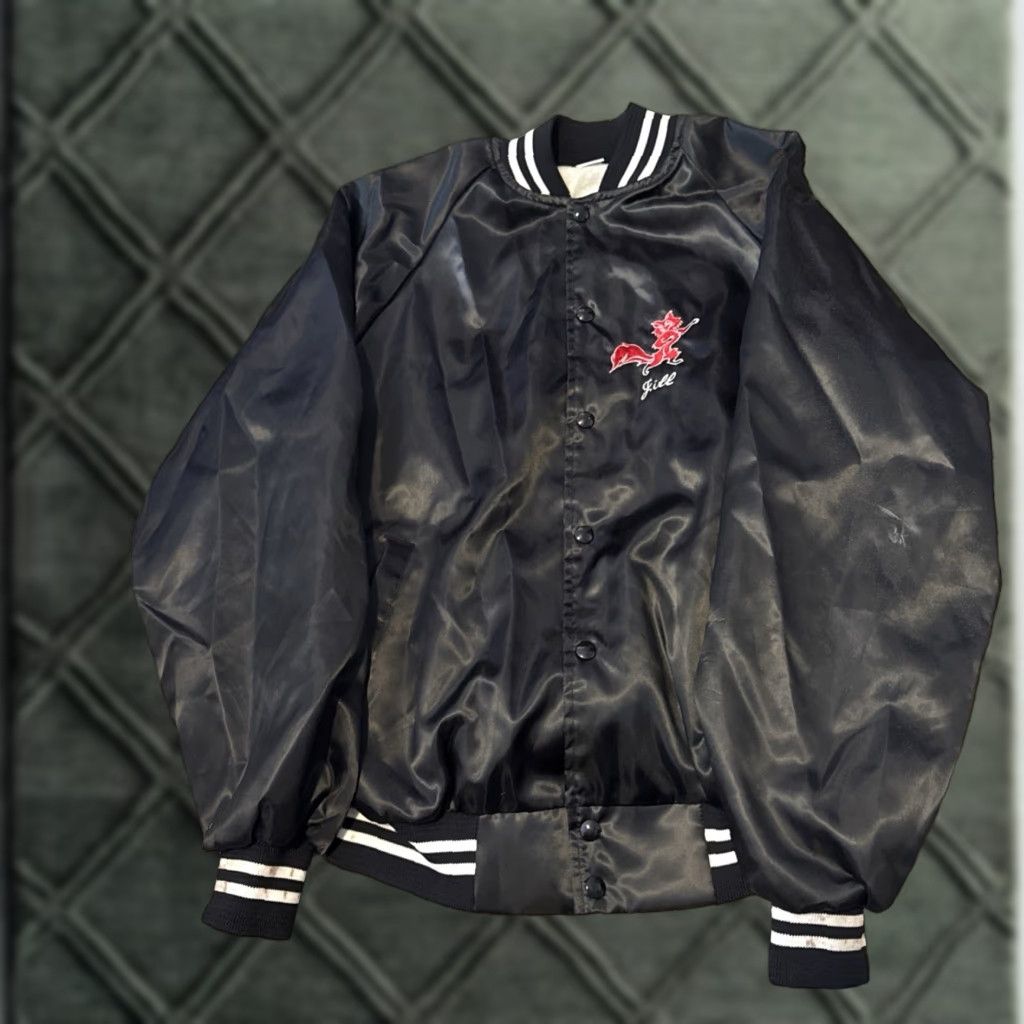 Vintage VINTAGE 80s The Quick Fox Bar Restaurant “Jill” Black Bomber Jacket Large Unbranded Unisex Adults Nylon Jacket Mens Womens Boys Girls Size US L / EU 52-54 / 3 - 1 Thumbnail