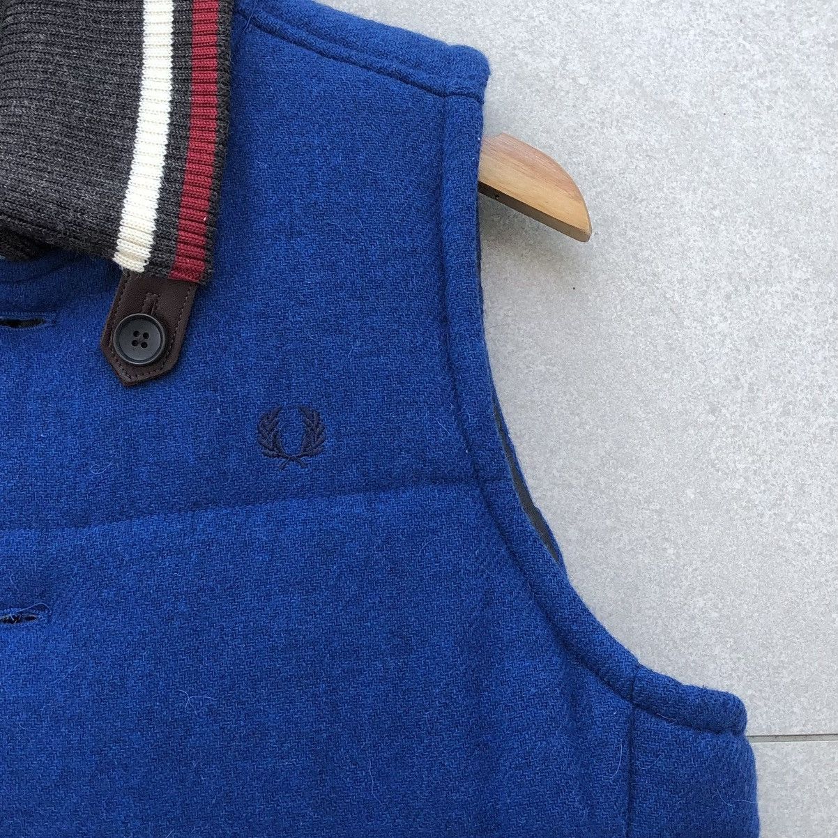 Fred Perry FRED PERRY Thermore Wool and Leather Blue Tweed Padded Vest Size US L / EU 52-54 / 3 - 8 Thumbnail