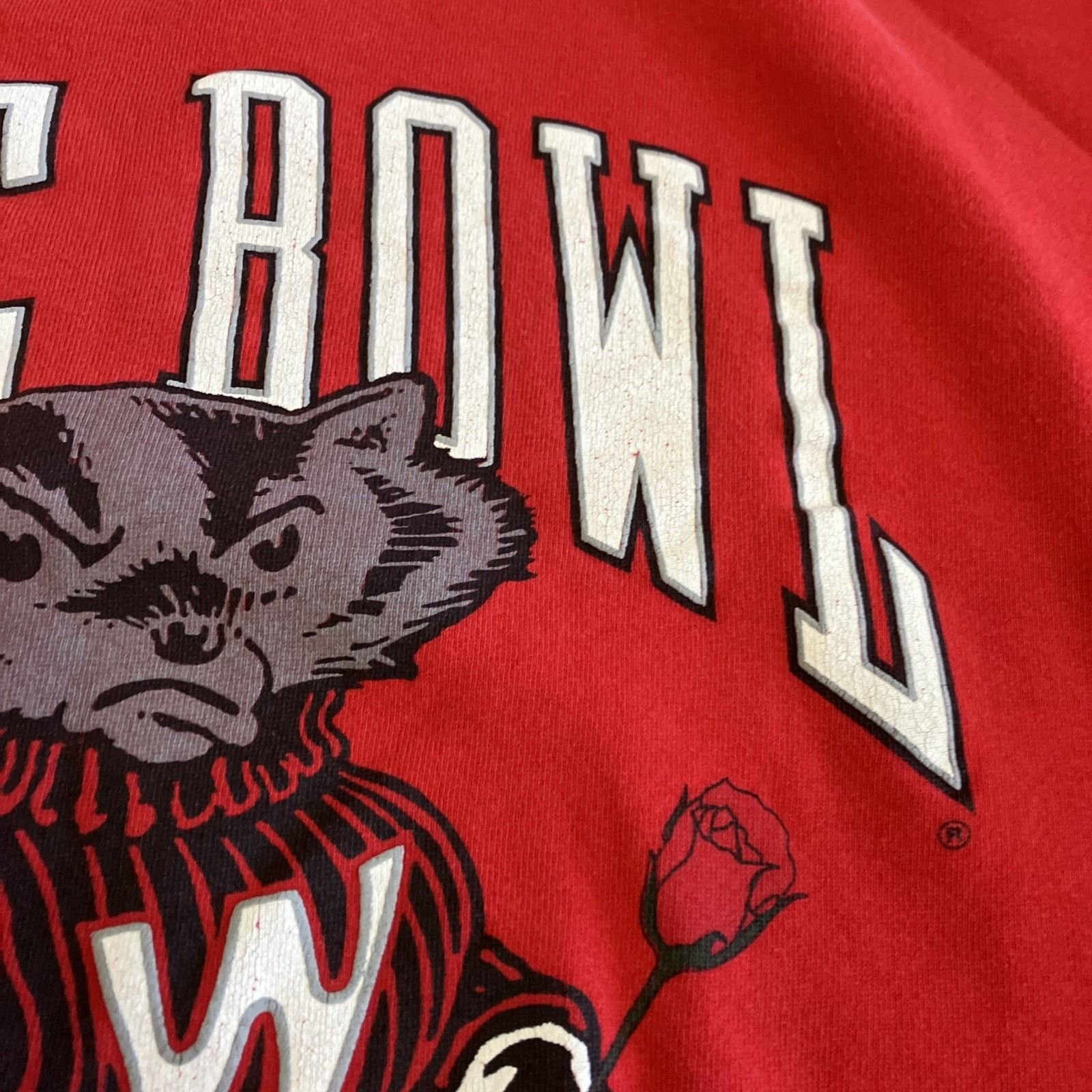 Other Vtg Wisconsin Badgers Sweatshirt Mens Large Red Rose Bowl Size US L / EU 52-54 / 3 - 10 Thumbnail