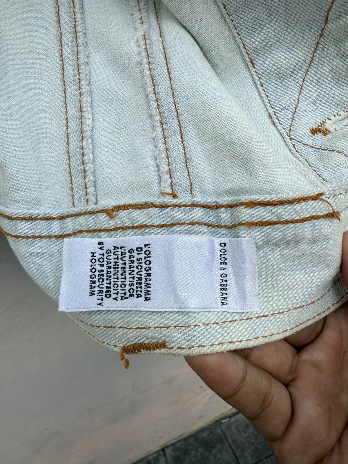 Dolce & Gabbana Dolce & Gabbana Acid Wash Denim Trucker Jacket Size S / US 4 / IT 40 - 16 Thumbnail