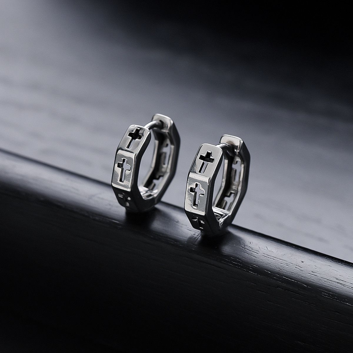 Jewelry × Sterling Silver Cross Rare Earrings One Pairs Chrome Jewelry Size ONE SIZE - 5 Thumbnail