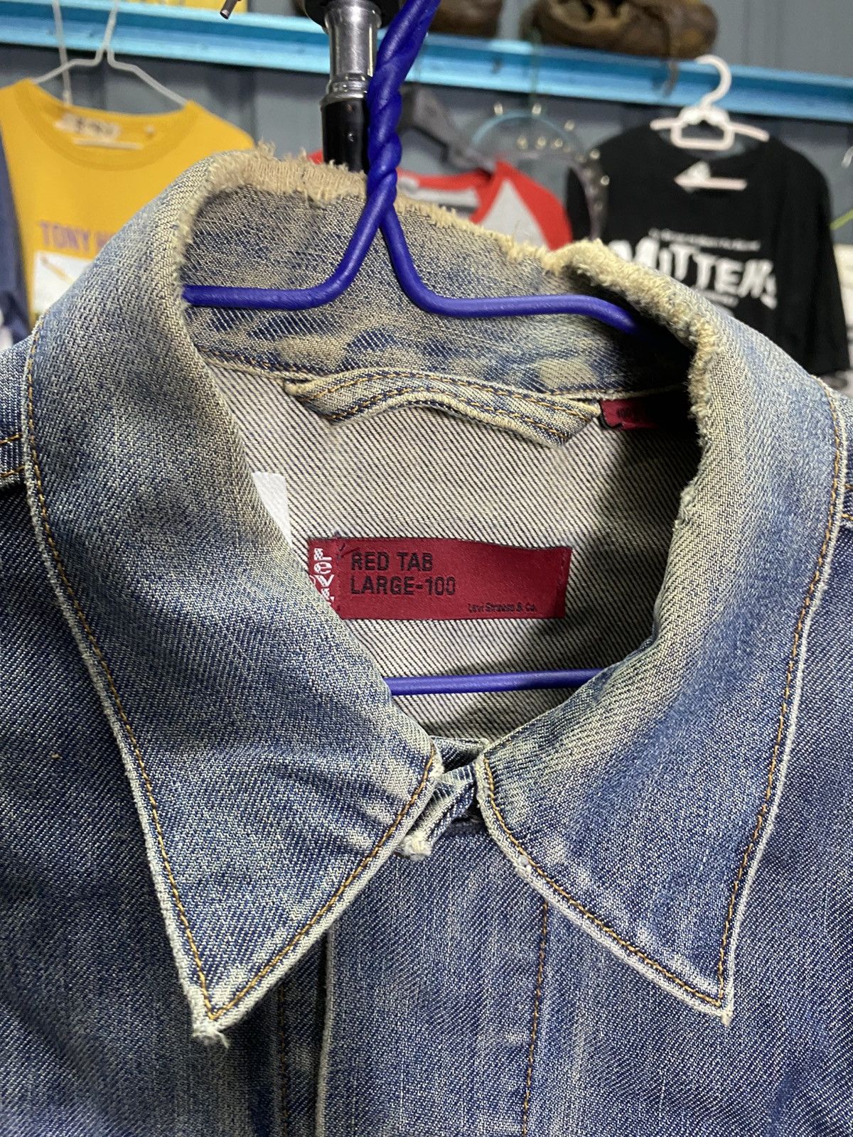 Levi's Distressed Levis red tab jeans jacket size L Size US L / EU 52-54 / 3 - 4 Thumbnail