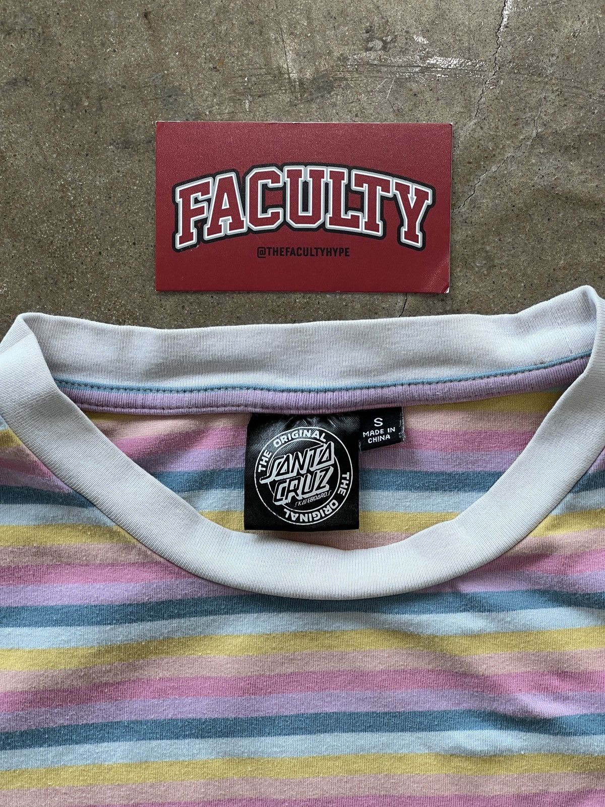 Santa Cruz Skateboards Santa Cruz Stripe Logo Crop Tee Small Size US S / EU 44-46 / 1 - 3 Thumbnail