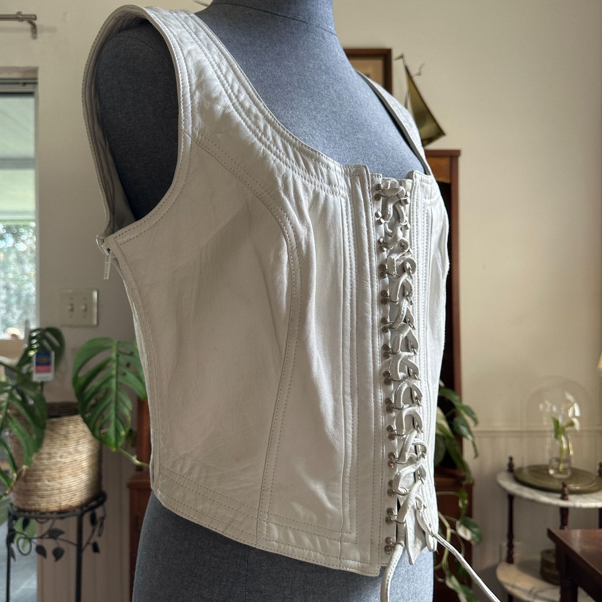 Tannery West Tannery West White Leather Lace Up Vest 1990s Size L / US 10 / IT 46 - 2 Thumbnail