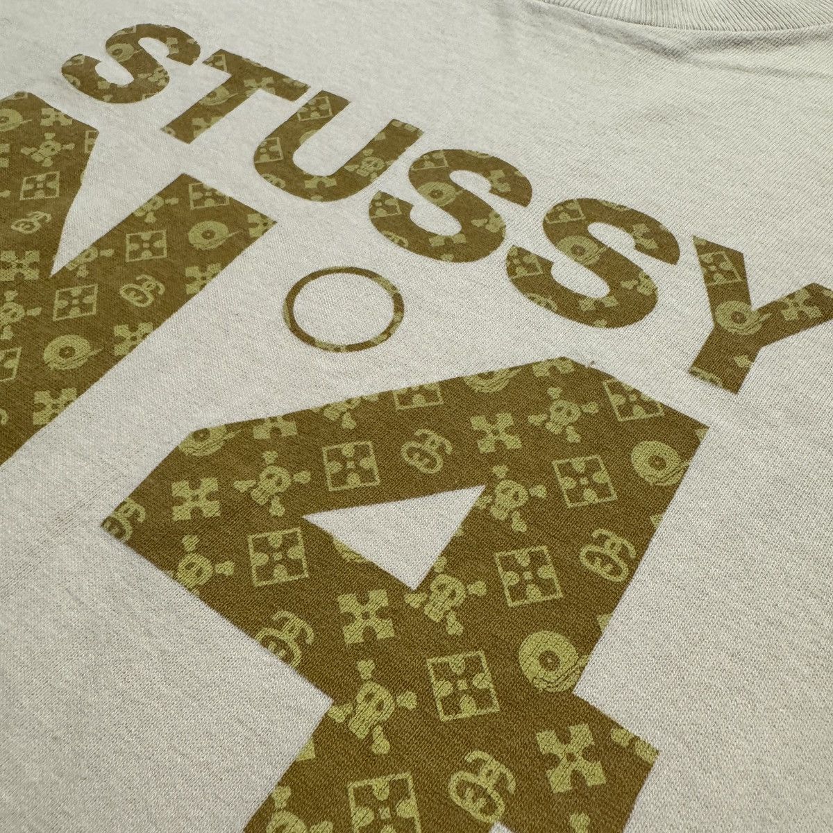 Stussy Vintage Stussy No 4 Monogram Tshirt Size:M Size US M / EU 48-50 / 2 - 3 Thumbnail