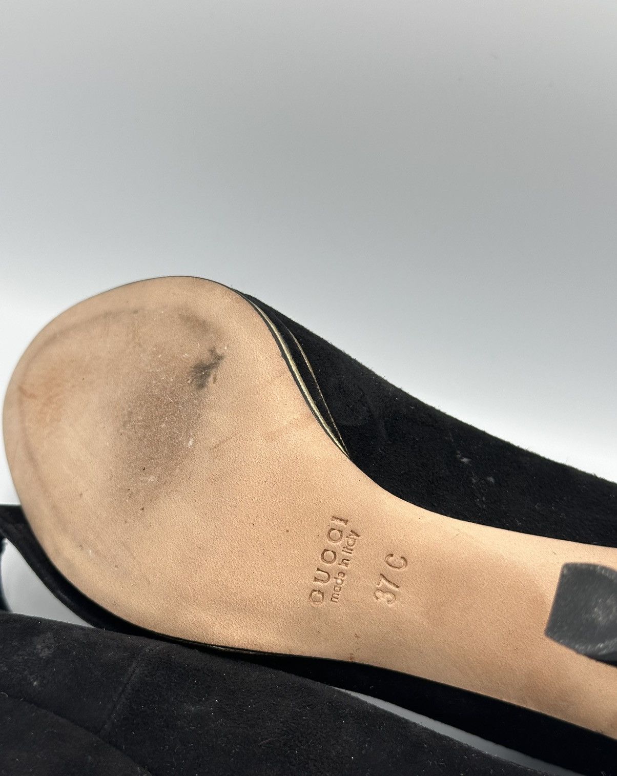 Gucci Gucci classy suede heels with box Size US 7 / IT 37 - 10 Thumbnail
