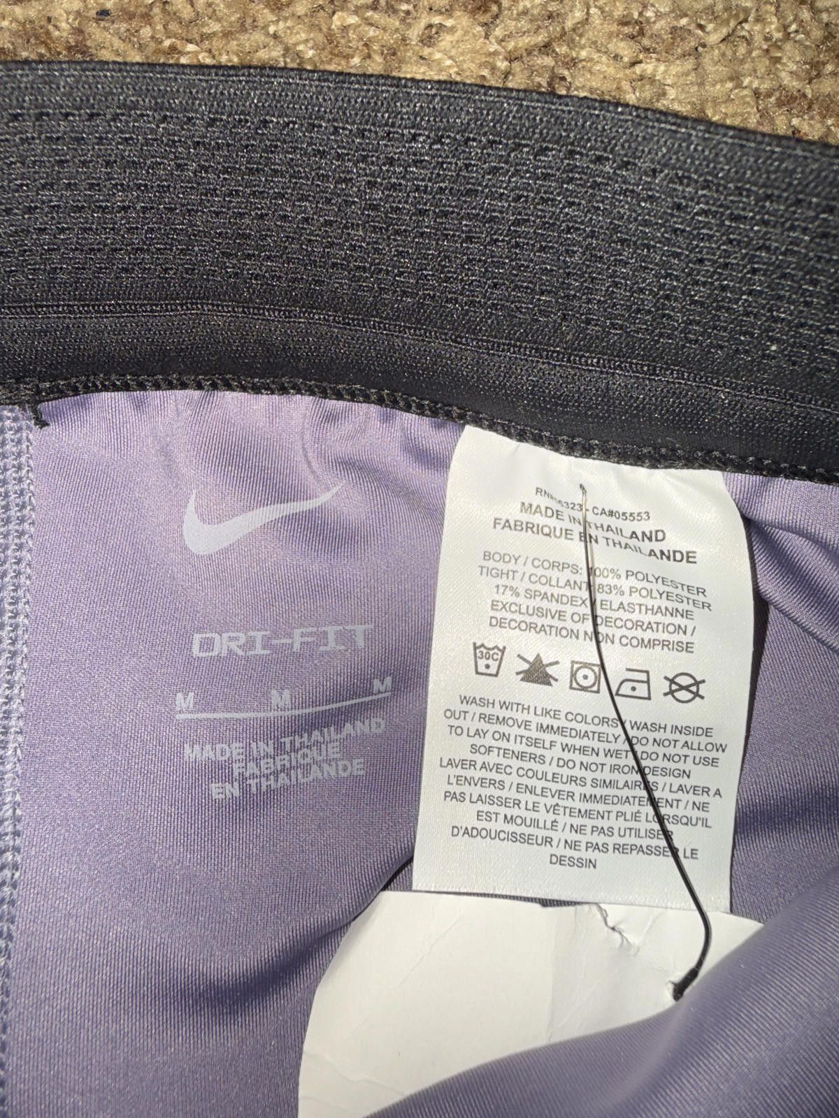 Nike Nike Big Kid's (Girls') Dri-FIT ADV Shorts Sample Size 32" / US 10 / IT 46 - 3 Thumbnail