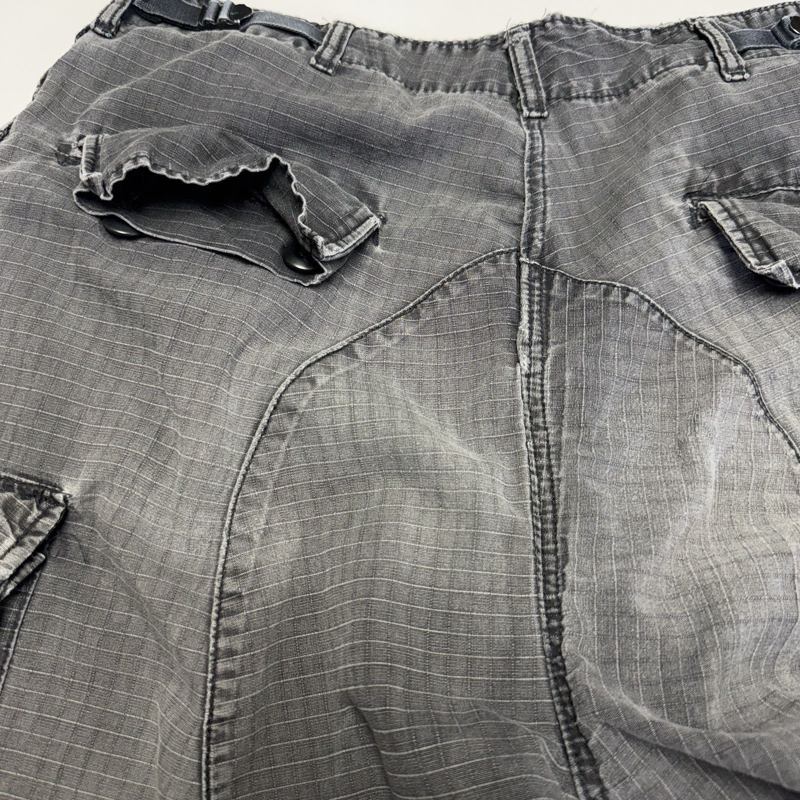 Vintage Vintage Military Trouser Cargo Pants Mens Faded Gray Ripstop Size US 32 / EU 48 - 7 Thumbnail