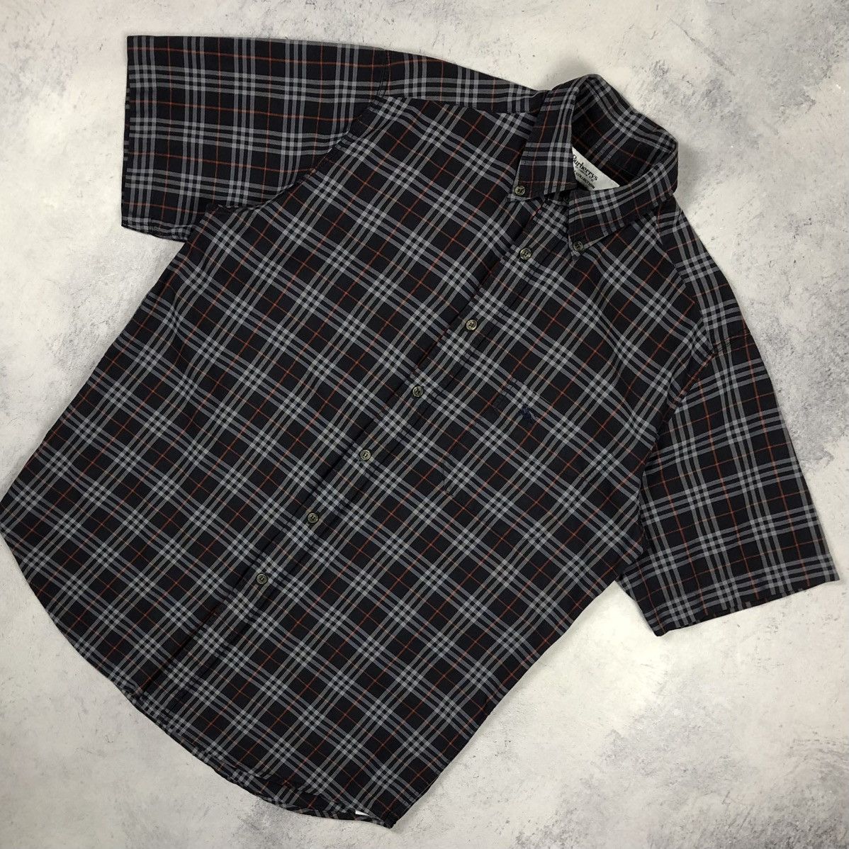 Burberry Vintage Burberrys Nova Check Plaid SS Button-up Shirt 90s Size US S / EU 44-46 / 1 - 1 Thumbnail