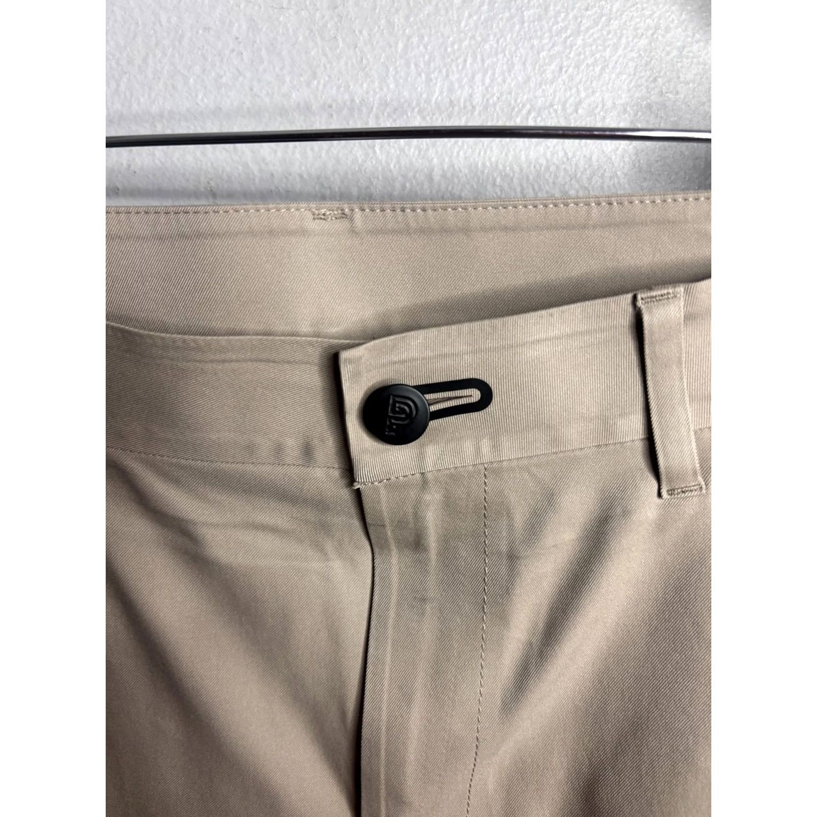 Vintage Public Rec Pants Mens 36x32 Beige Chino 5 Pocket Casual Golf Travel Flat Front Size US 36 / EU 52 - 2 Thumbnail