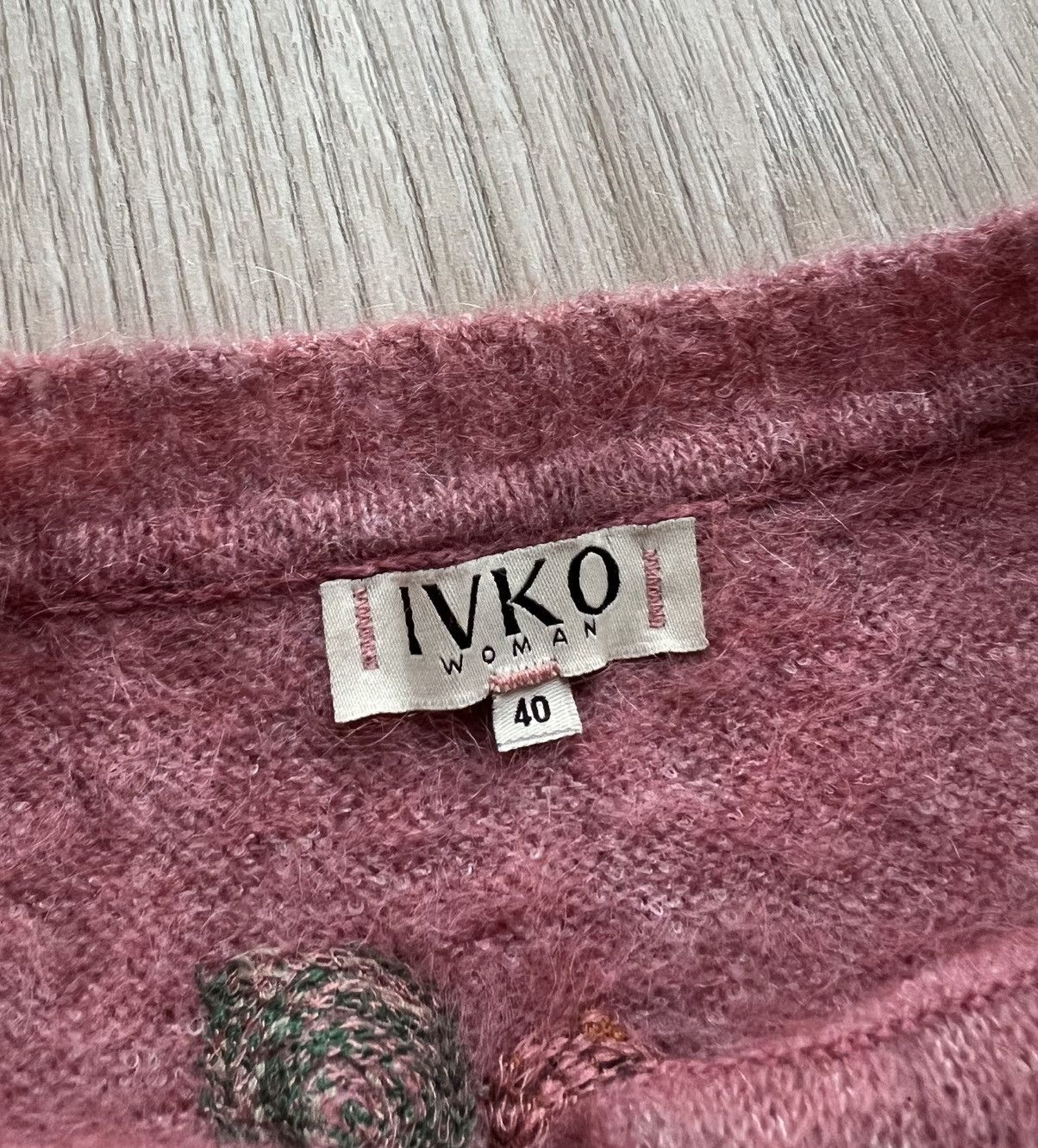 Vintage Vintage Ivko Pink Knit Cardigan Embroidered Flowers Sweater Size S / US 4 / IT 40 - 5 Thumbnail