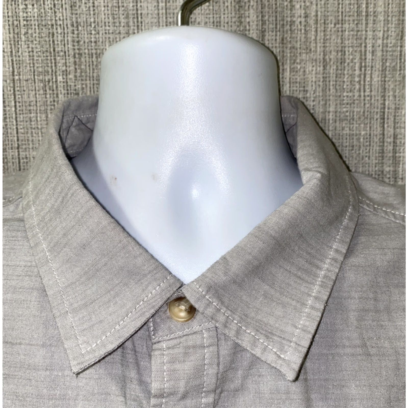 The North Face The North Face Shirt Mens XL Gray Long Sleeve Button-Up Button Front Casual Regular Cotton/Polyester Size US XL / EU 56 / 4 - 3 Thumbnail