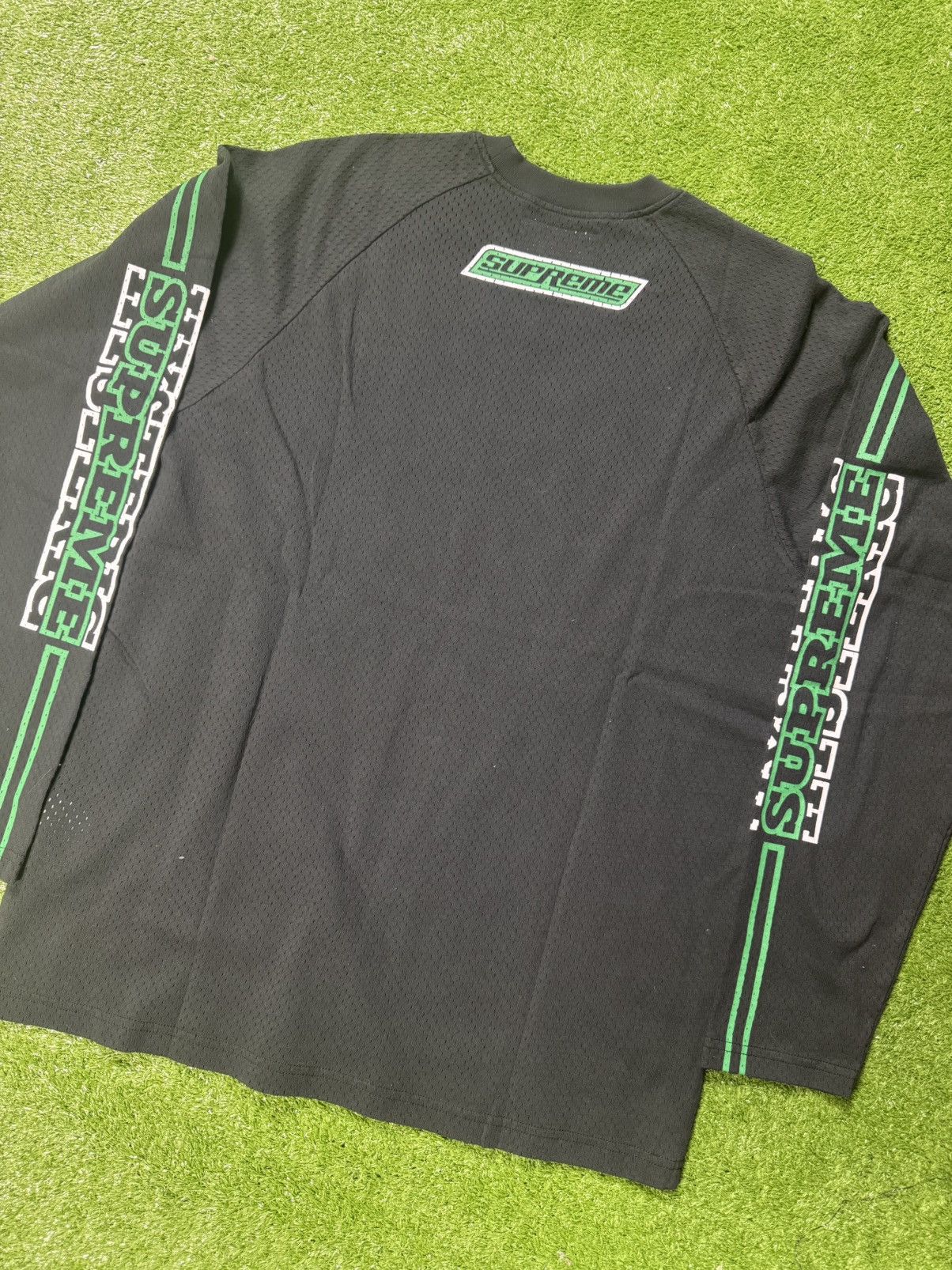 Hysteric Glamour × Supreme Supreme Hysteric Glamour Mesh Top Size US M / EU 48-50 / 2 - 5 Thumbnail