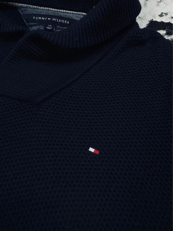 Tommy Hilfiger Tommy Hilfiger navy blue merino wool turtleneck sweater L Size US L / EU 52-54 / 3 - 4 Thumbnail