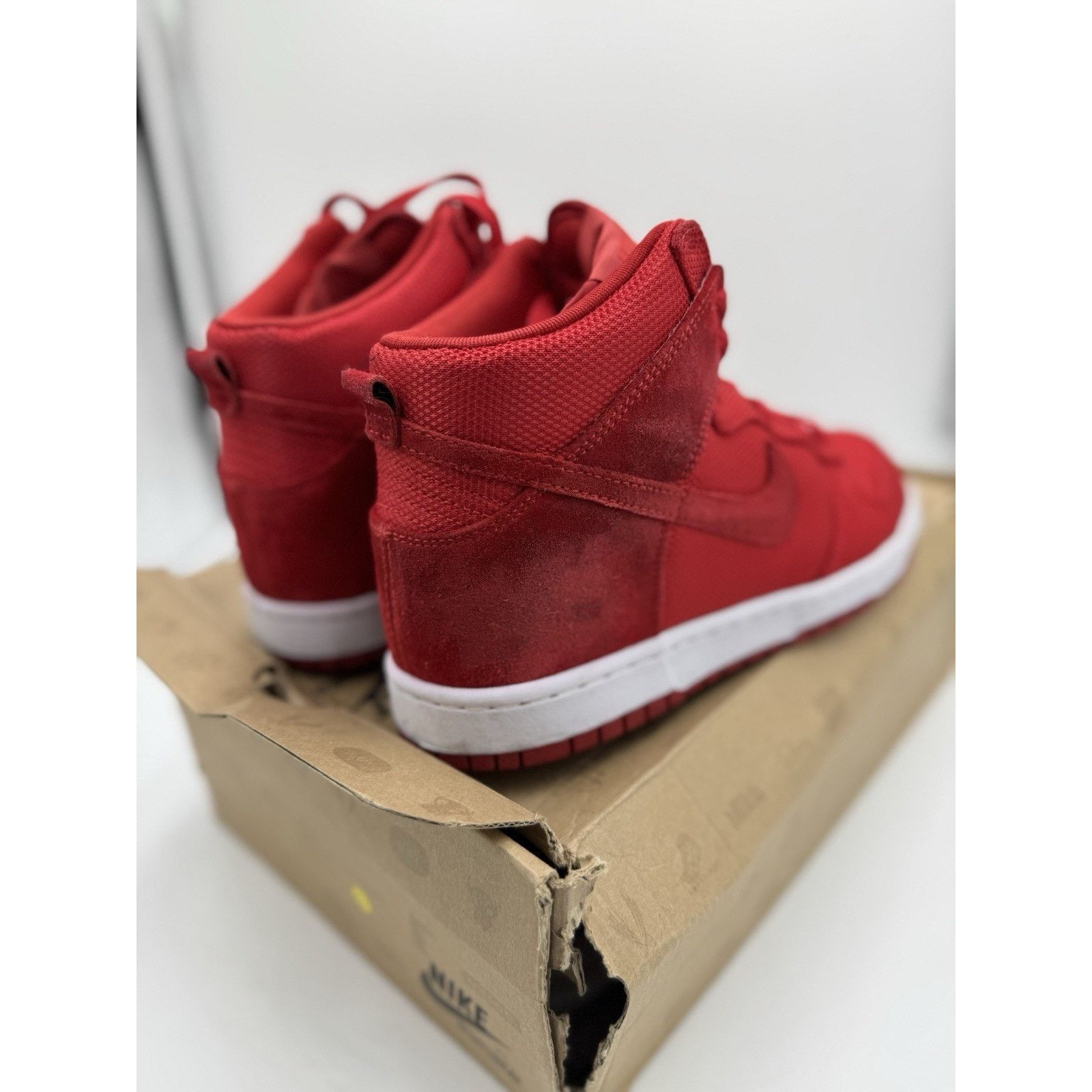 Nike Size 8 Nike Dunk Hi Red 2011 Rare 408174-605 Size US 8 / EU 41 - 5 Thumbnail