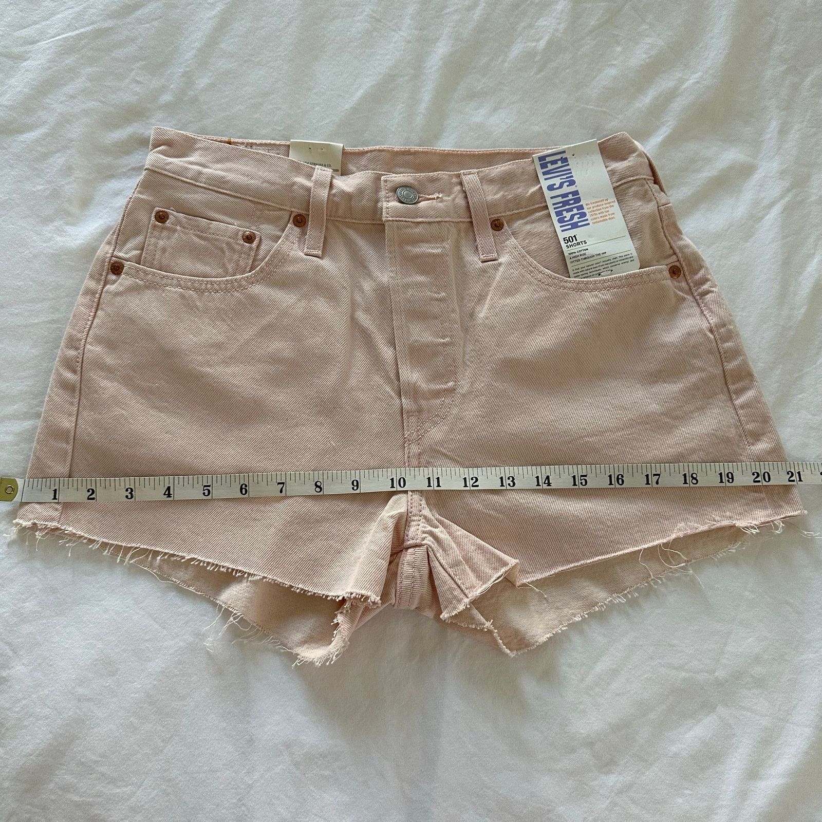 Levi's Levi's 501 High Rise Shorts Women's Size 28 Pink NWT Size 28" / US 6 / IT 42 - 9 Thumbnail
