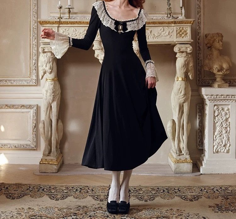 Other Black Lace Collar Long Sleeve Dress Size L / US 10 / IT 46 - 2 Thumbnail