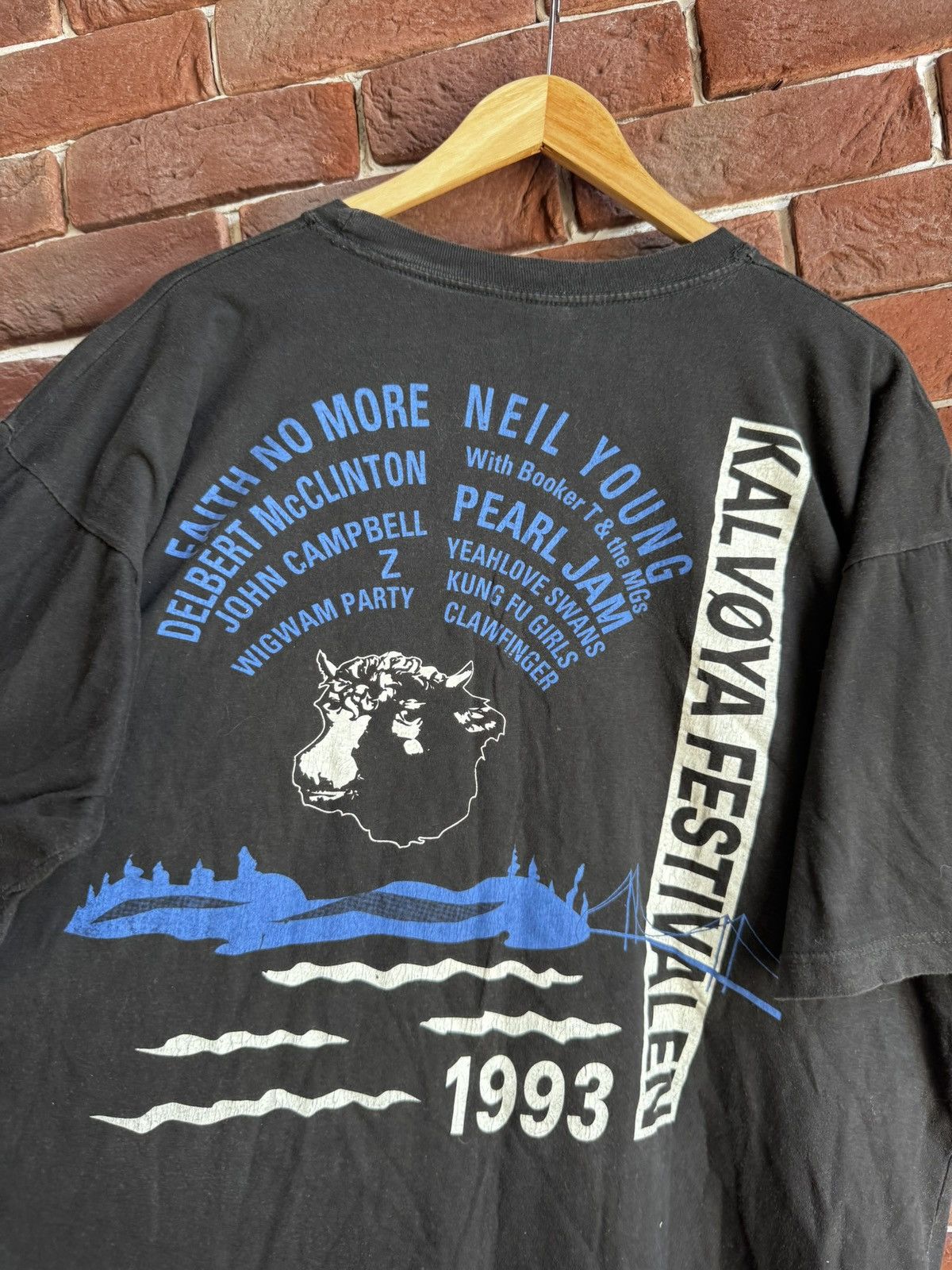 Band Tees Vintage Kalvoya festival shirt 90s Pearl Jam Faith No more Size US L / EU 52-54 / 3 - 6 Thumbnail
