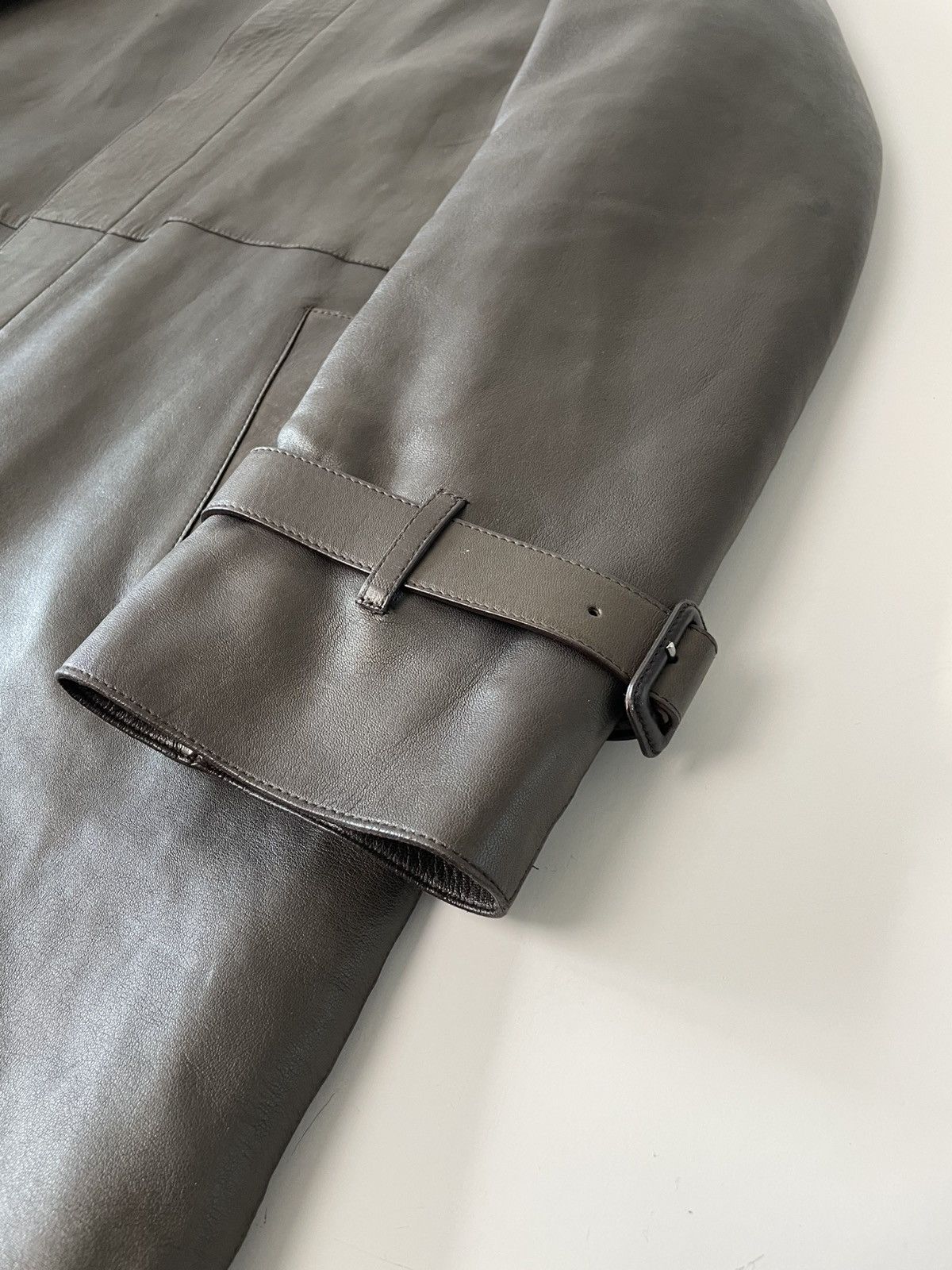 Prada Prada Heavy Leather Coat Size US L / EU 52-54 / 3 - 7 Thumbnail