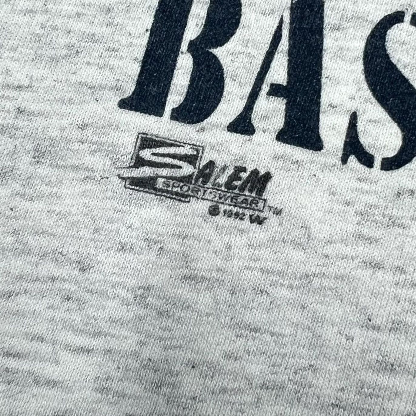 Salem Sportswear VINTAGE Salem Sportswear USA Basketball Graphic Single Stitch T-Shirt L XL Mens Grey cotton 1992 1990s Size US L / EU 52-54 / 3 - 3 Thumbnail