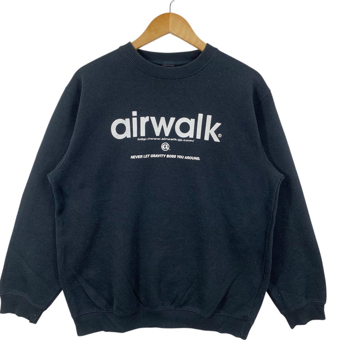 Airwalk Vintage AIRWALK SKATEBOARD Modern Streetwear Sweatshirt Size US L / EU 52-54 / 3 - 4 Thumbnail