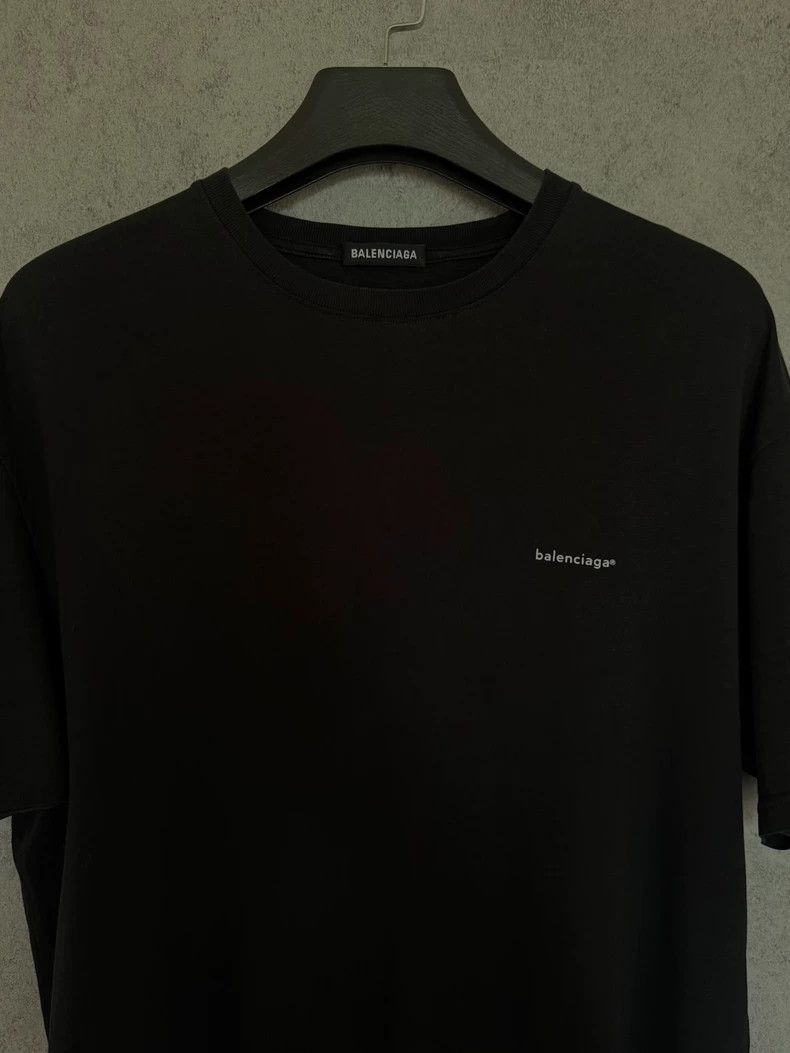 Balenciaga Balenciaga Small Letter Printed Short Sleeve Size US L / EU 52-54 / 3 - 2 Thumbnail