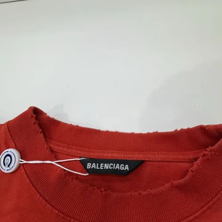 Balenciaga Balenciaga Balenciaga Gothic Shortsleeve T -2507 Size US M / EU 48-50 / 2 - 1 Thumbnail
