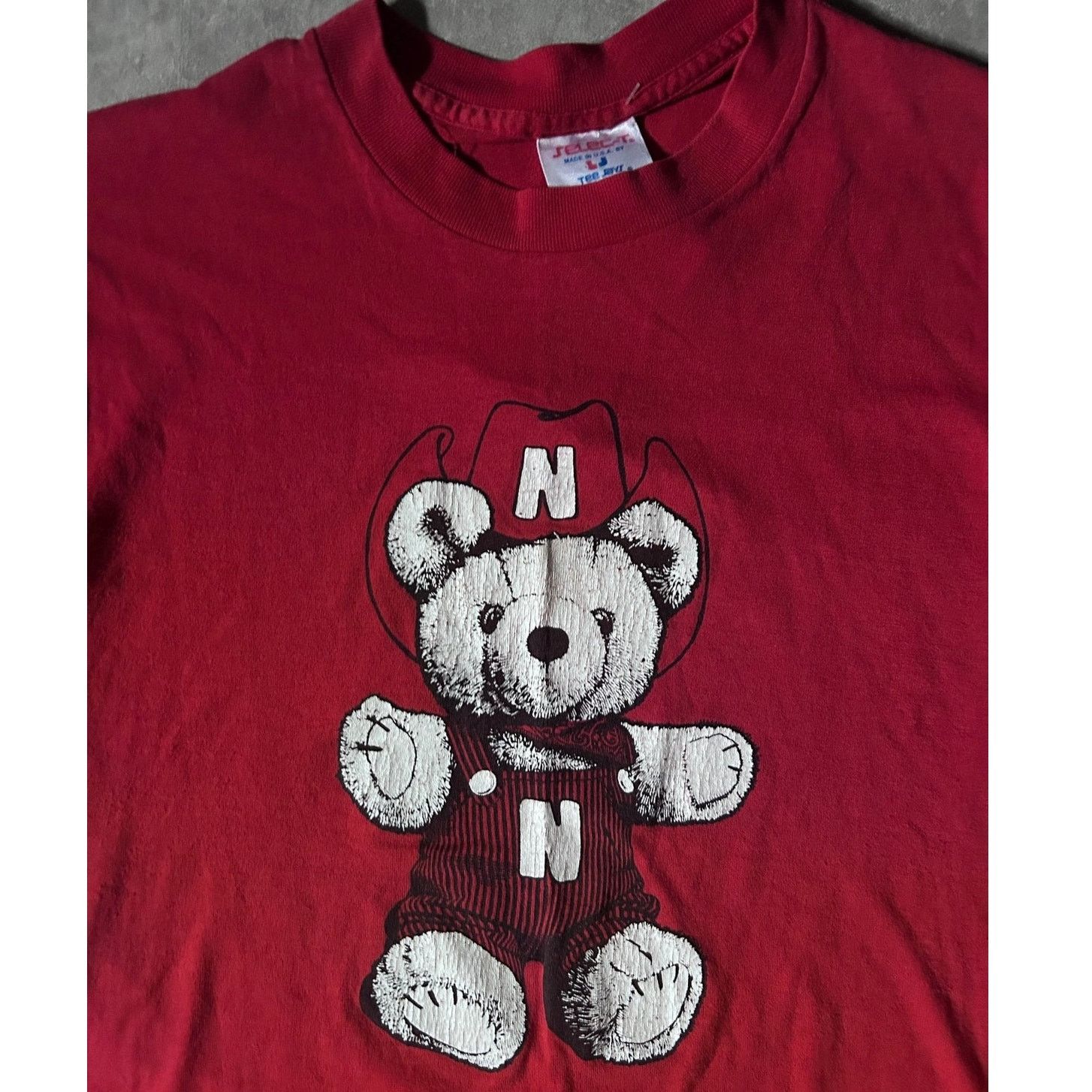 TEE JAYS 2000s Vintage Nebraska Cornhuskers Teddy Bear Red T-Shirt -L Size US L / EU 52-54 / 3 - 2 Thumbnail