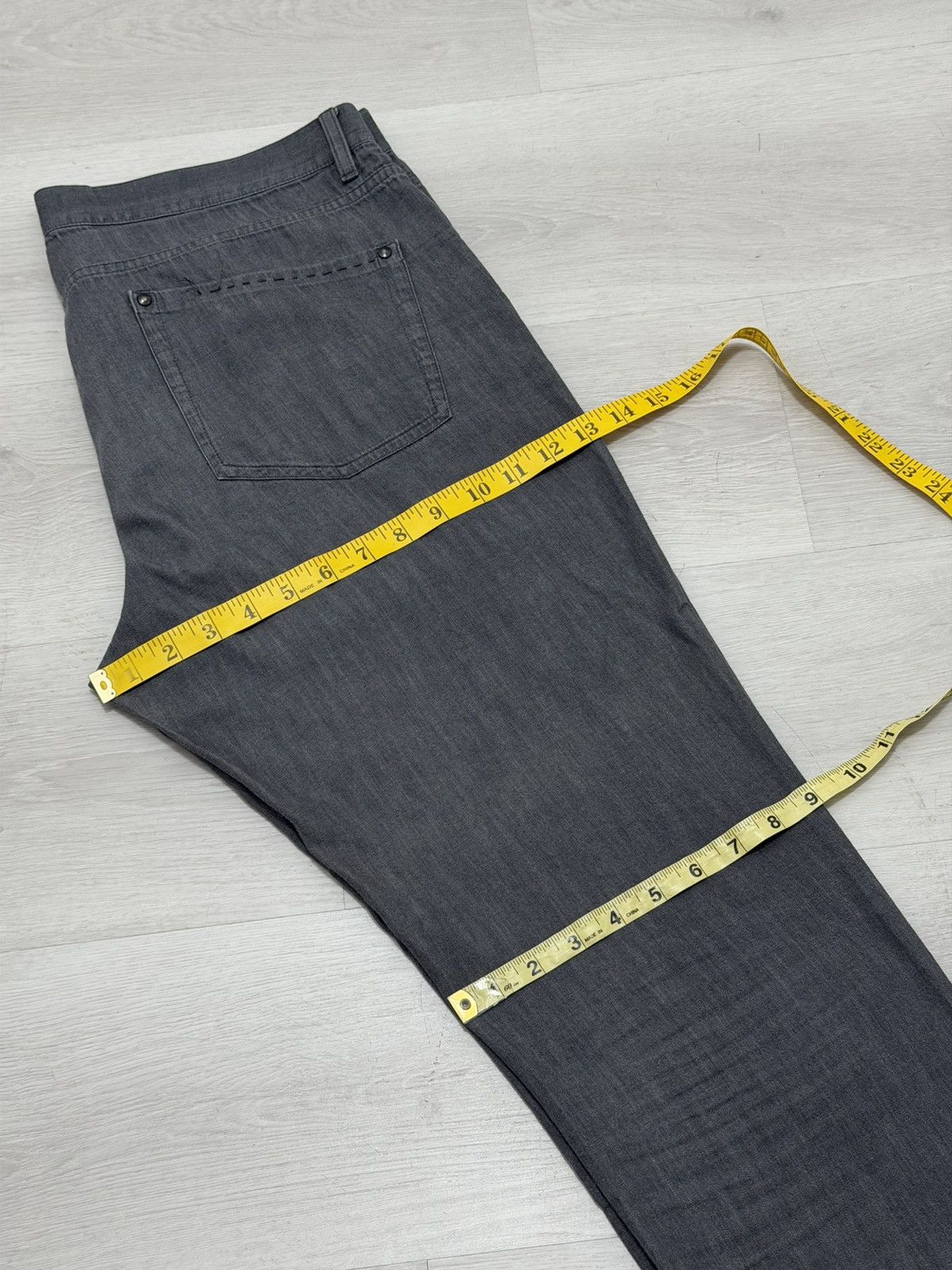 John Varvatos John Varvatos Gray Denim Jeans Size 34R Size US 34 / EU 50 - 11 Thumbnail
