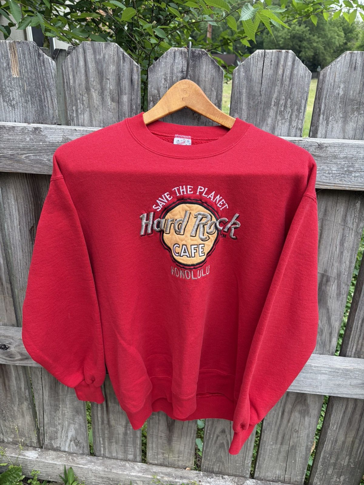 Hard Rock Cafe Vintage Hard Rock Cafe Honolulu Save The Planet Sweatshirt Size US XL / EU 56 / 4 - 1 Thumbnail