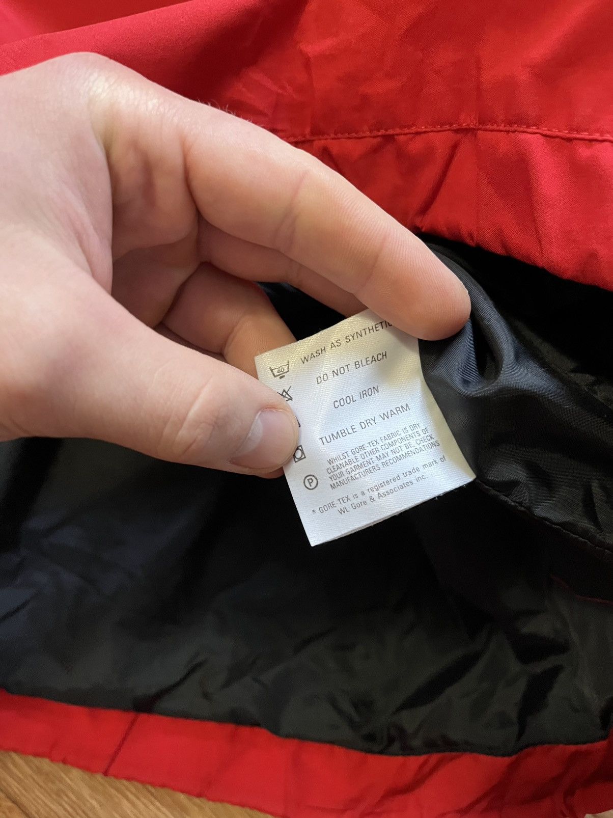 The North Face Vintage The North Face Gore-Tex Stowaway Pullover Jacket Size US L / EU 52-54 / 3 - 8 Thumbnail