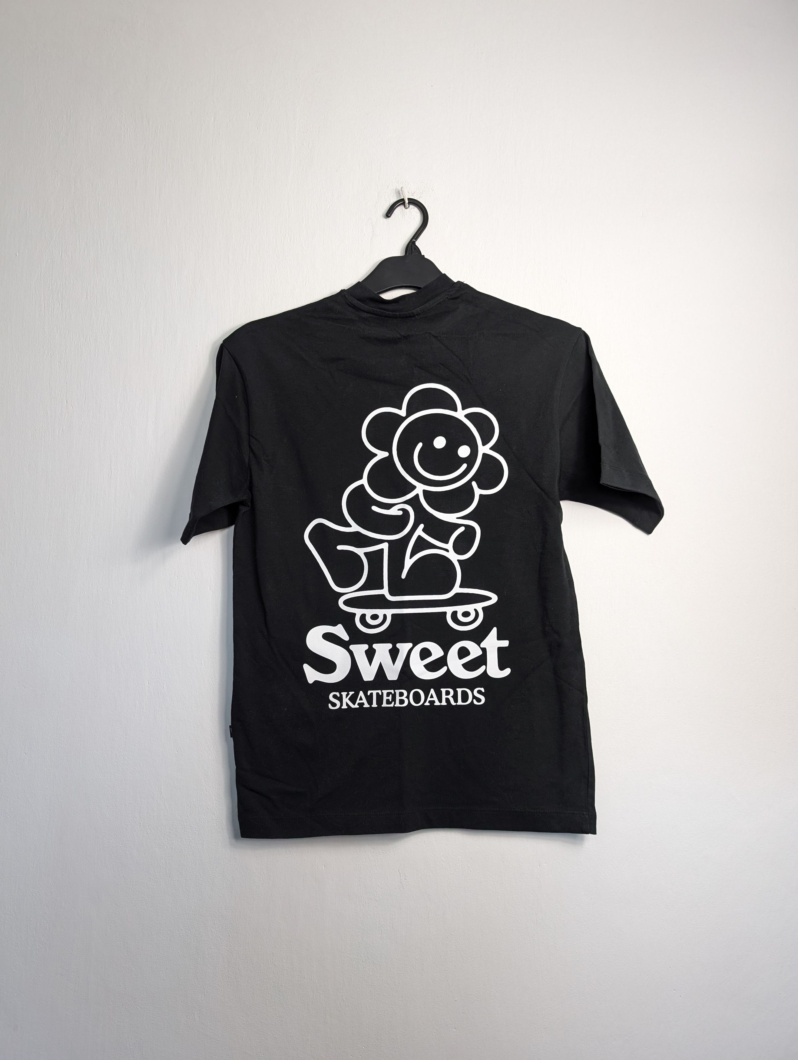 Other SWEET SKTBS Loose Flower Graphic T-Shirt Skate Y2K Size US XS / EU 42 / 0 - 1 Thumbnail