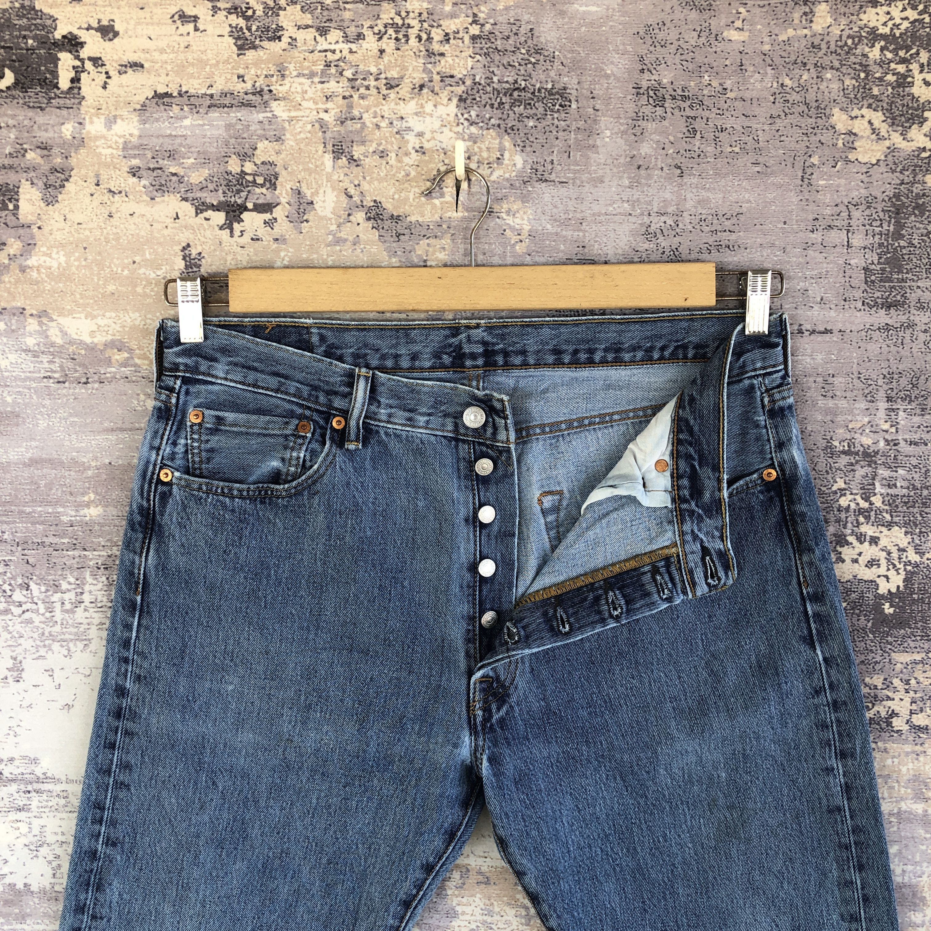 Levi's Vintage Levis 501 Jeans Blue Wash Levi's Distressed Denim Size US 34 / EU 50 - 6 Thumbnail