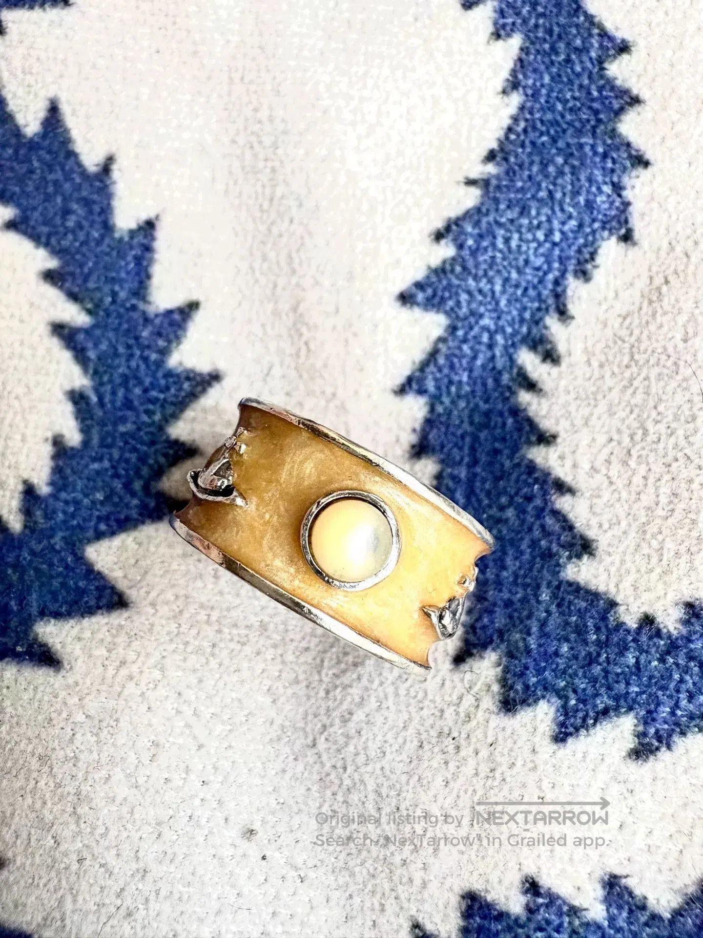 Vivienne Westwood vivienne westwood vintage king ring in beige. Size ONE SIZE - 1 Thumbnail