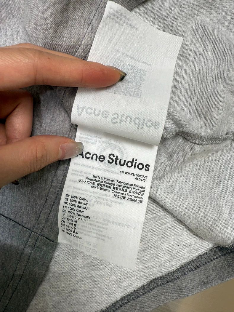Acne Studios Acne Studios Grey lettered short-sleeved shirt Size US XS / EU 42 / 0 - 6 Thumbnail